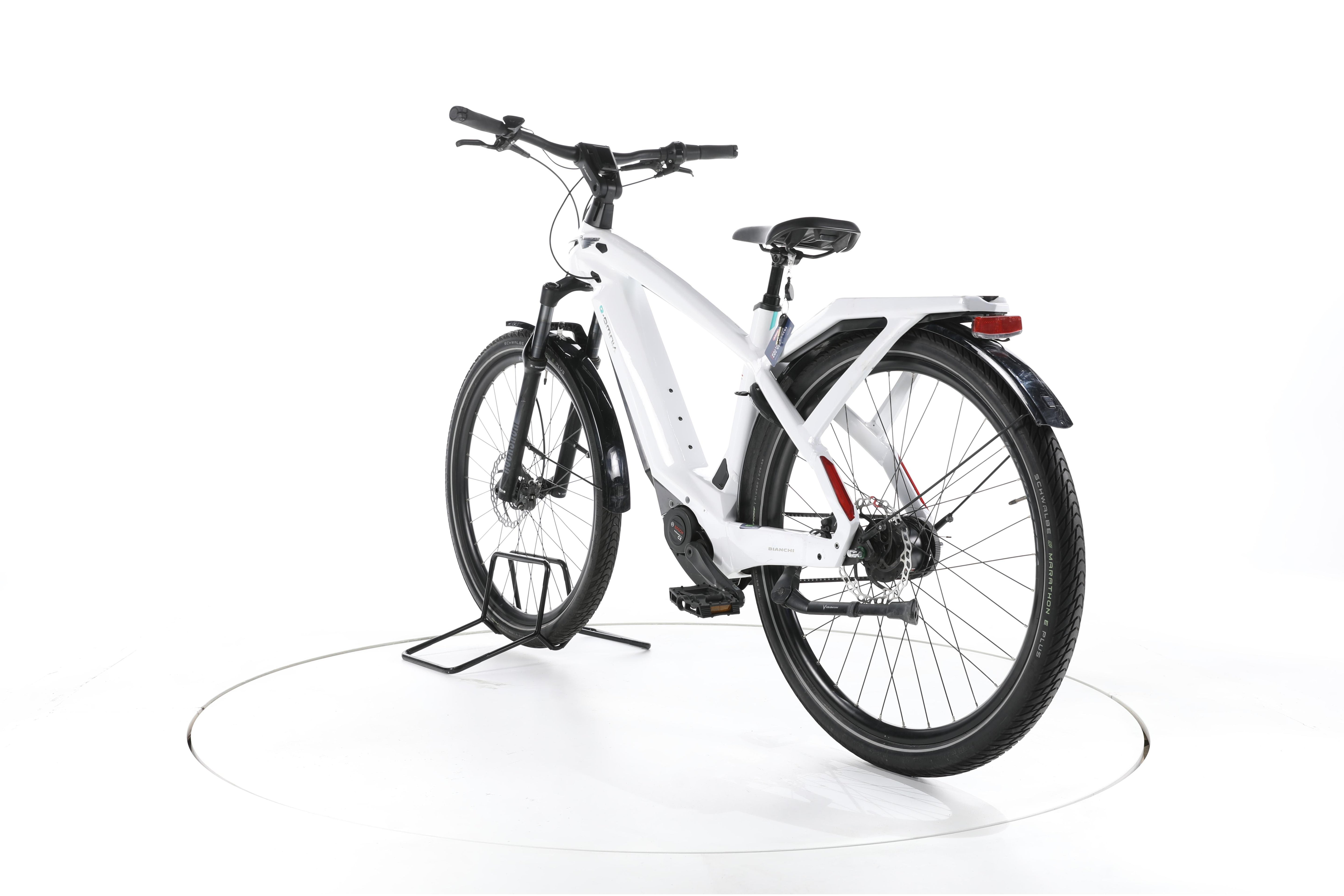 Bianchi E-Omnia T-Type City E-Bike - Image 9