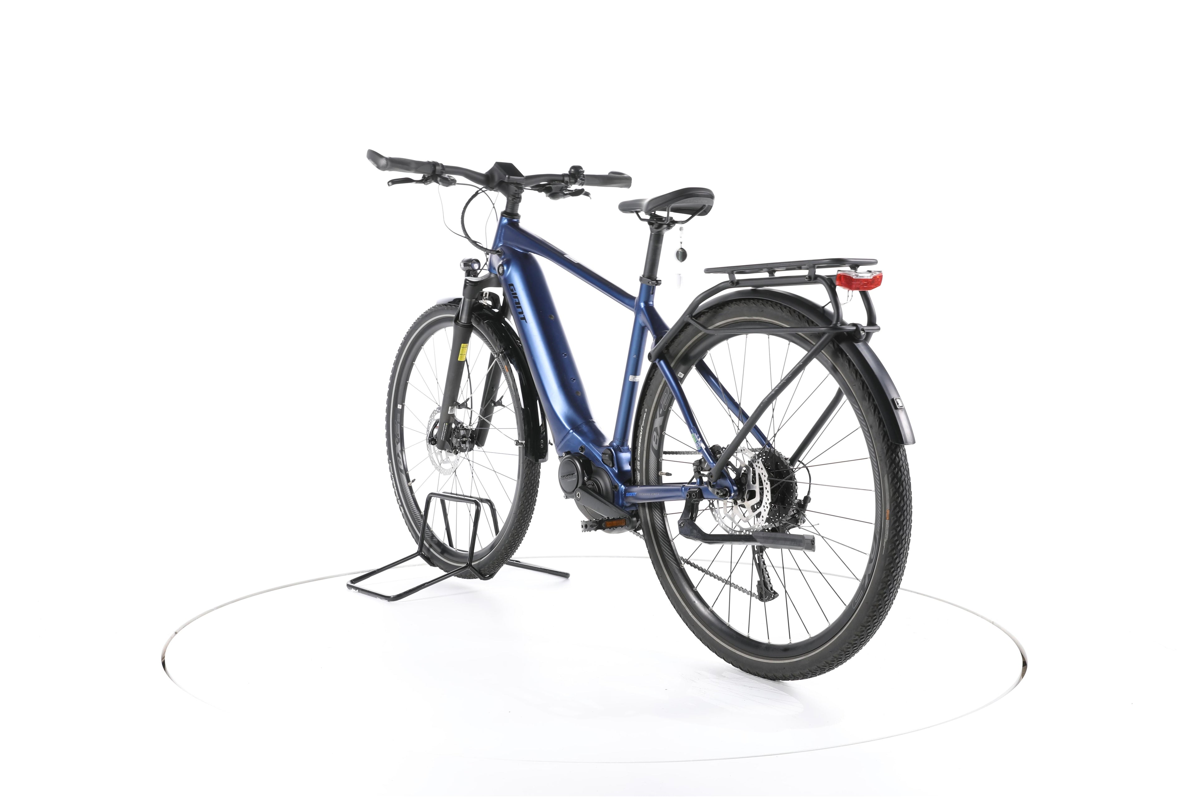 Giant Explore E+ 2 GTS Trekking E-Bike - Image 9