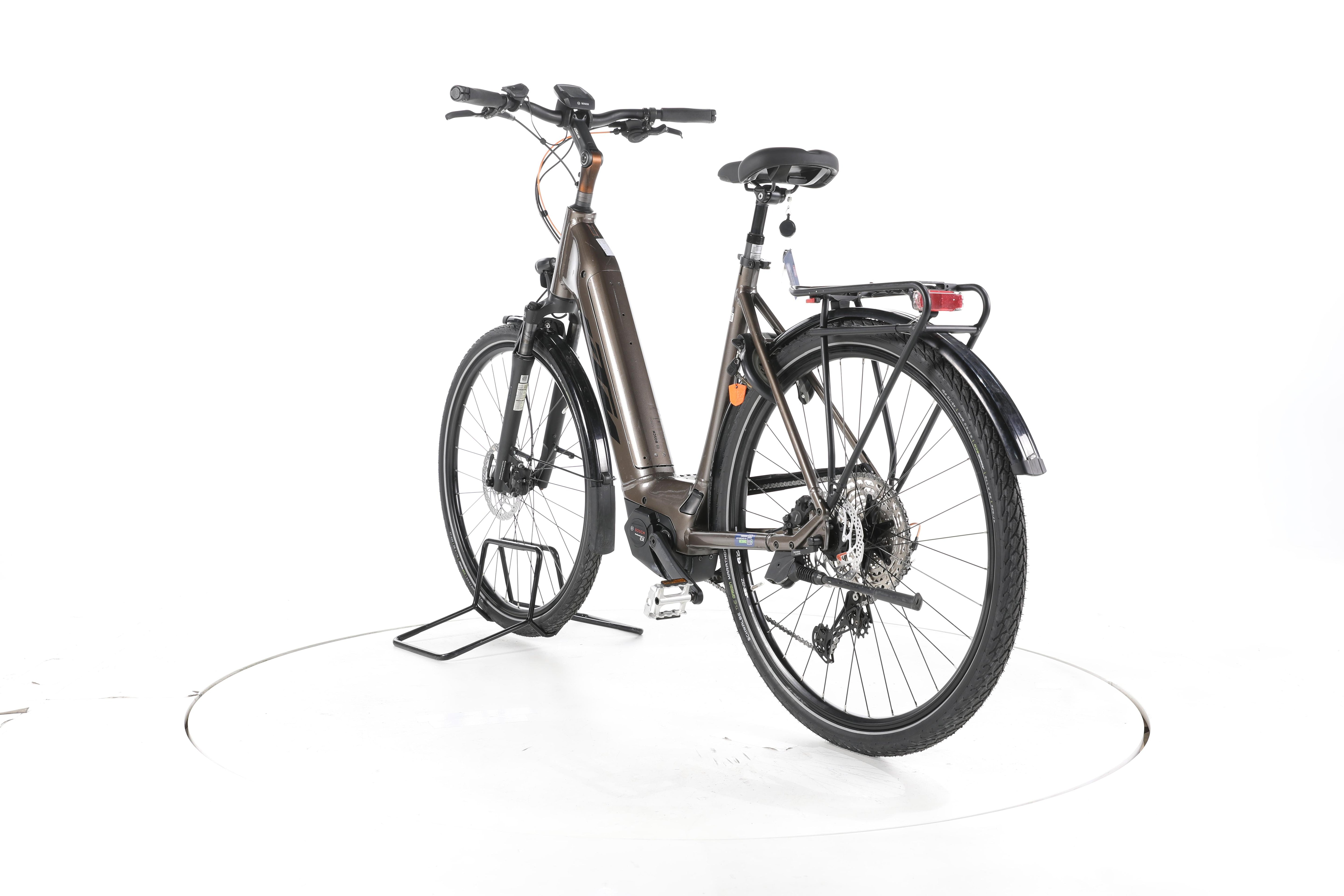 KTM Macina Ultimate Pro Trekking E-Bike Tiefeinsteiger - Image 9