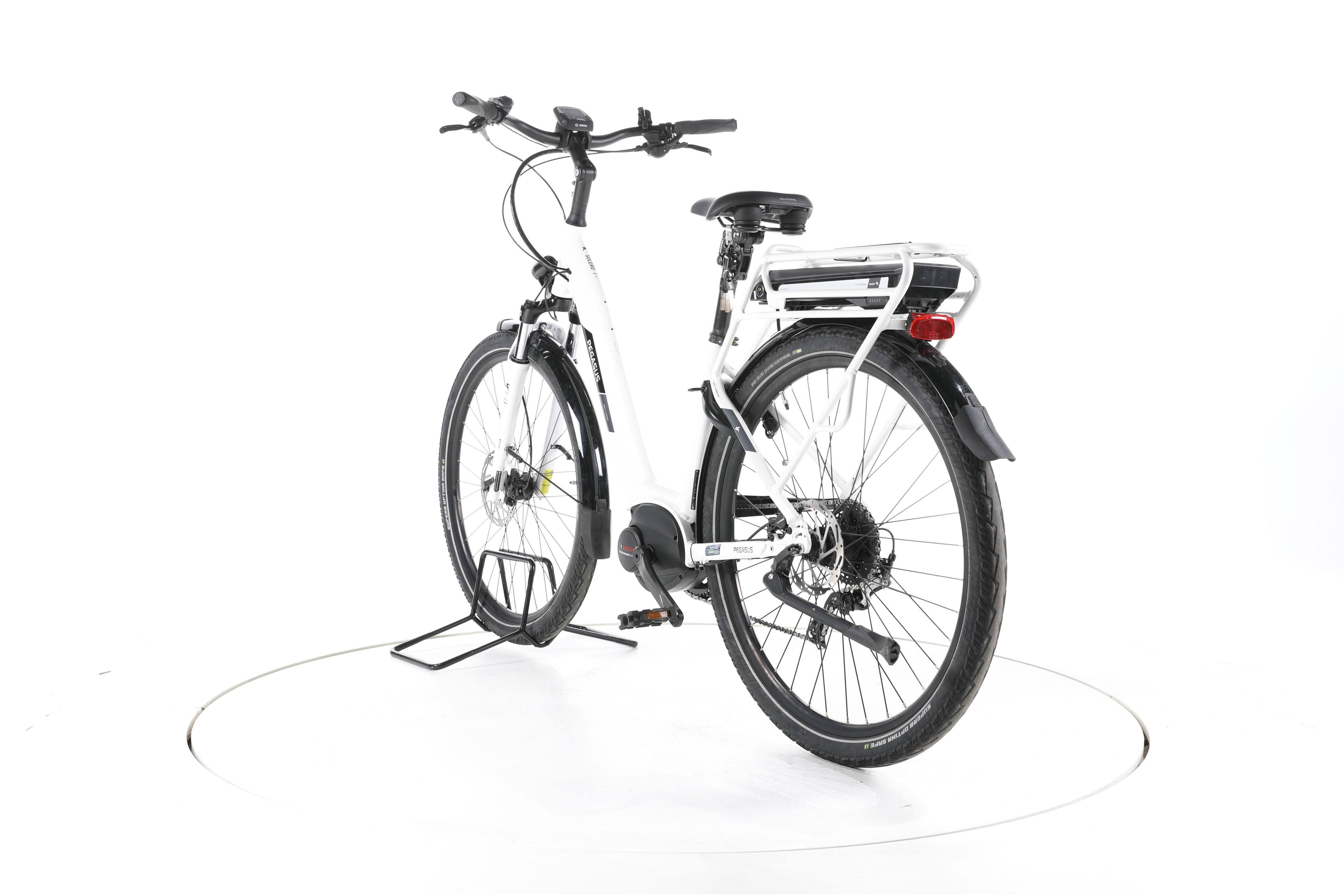 Pegasus Solero E9 Performance Trekking E-Bike Tiefeinsteiger - Image 9