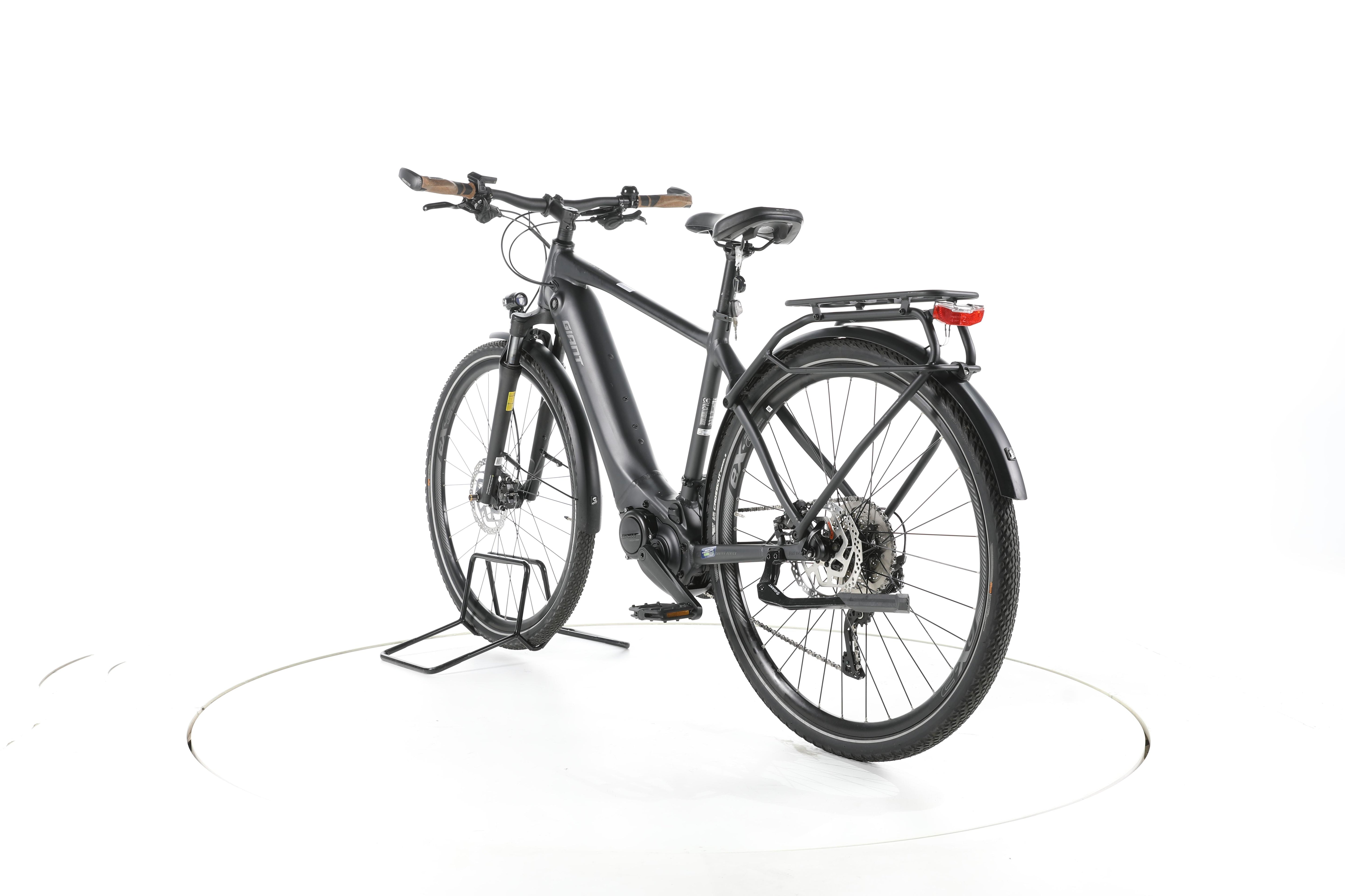 Giant Explore E+1 Trekking E-Bike - Image 9