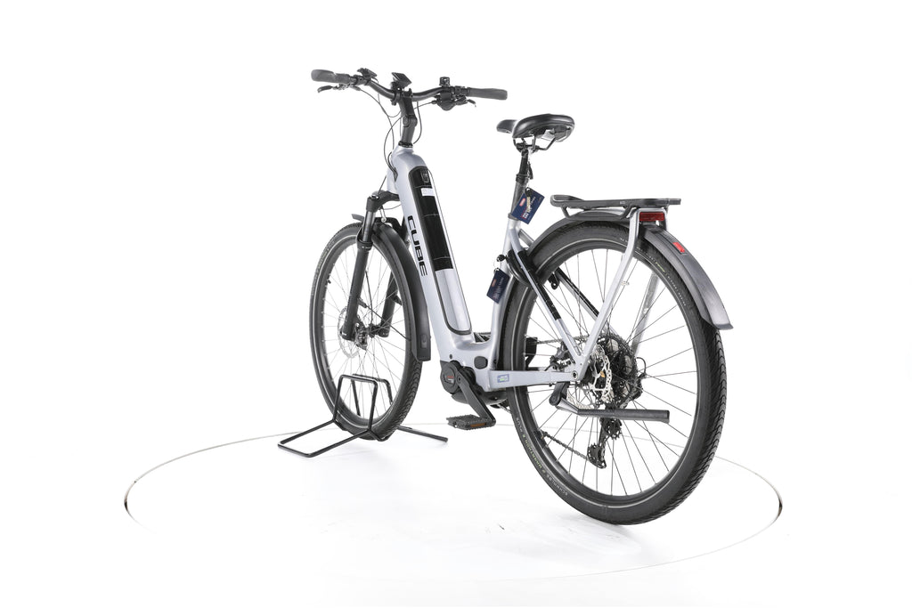 Cube Kathmandu Hybrid SL Trekking E-Bike Tiefeinsteiger - Image 9