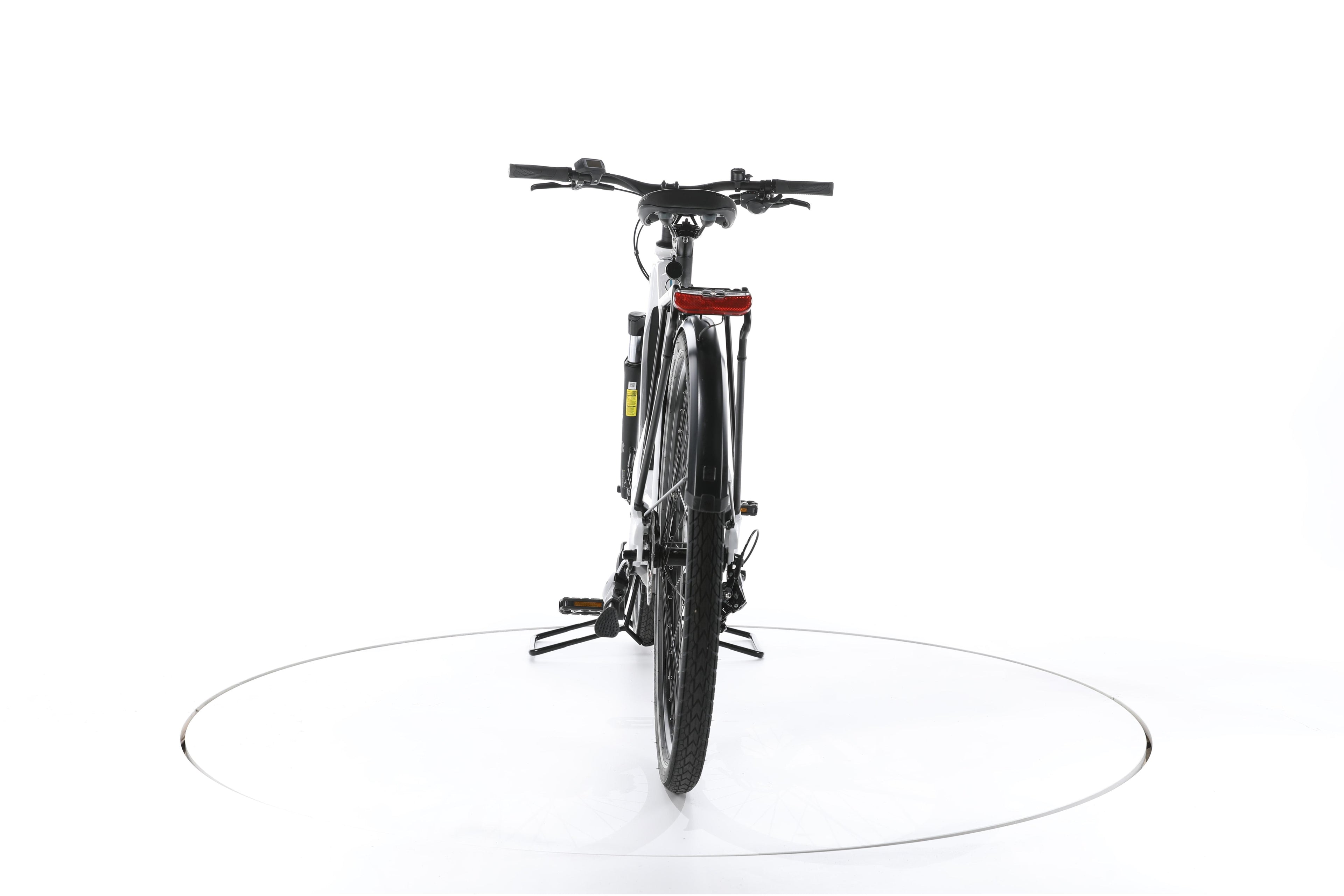 Carver Route E.410 Trekking E-Bike - Image 10