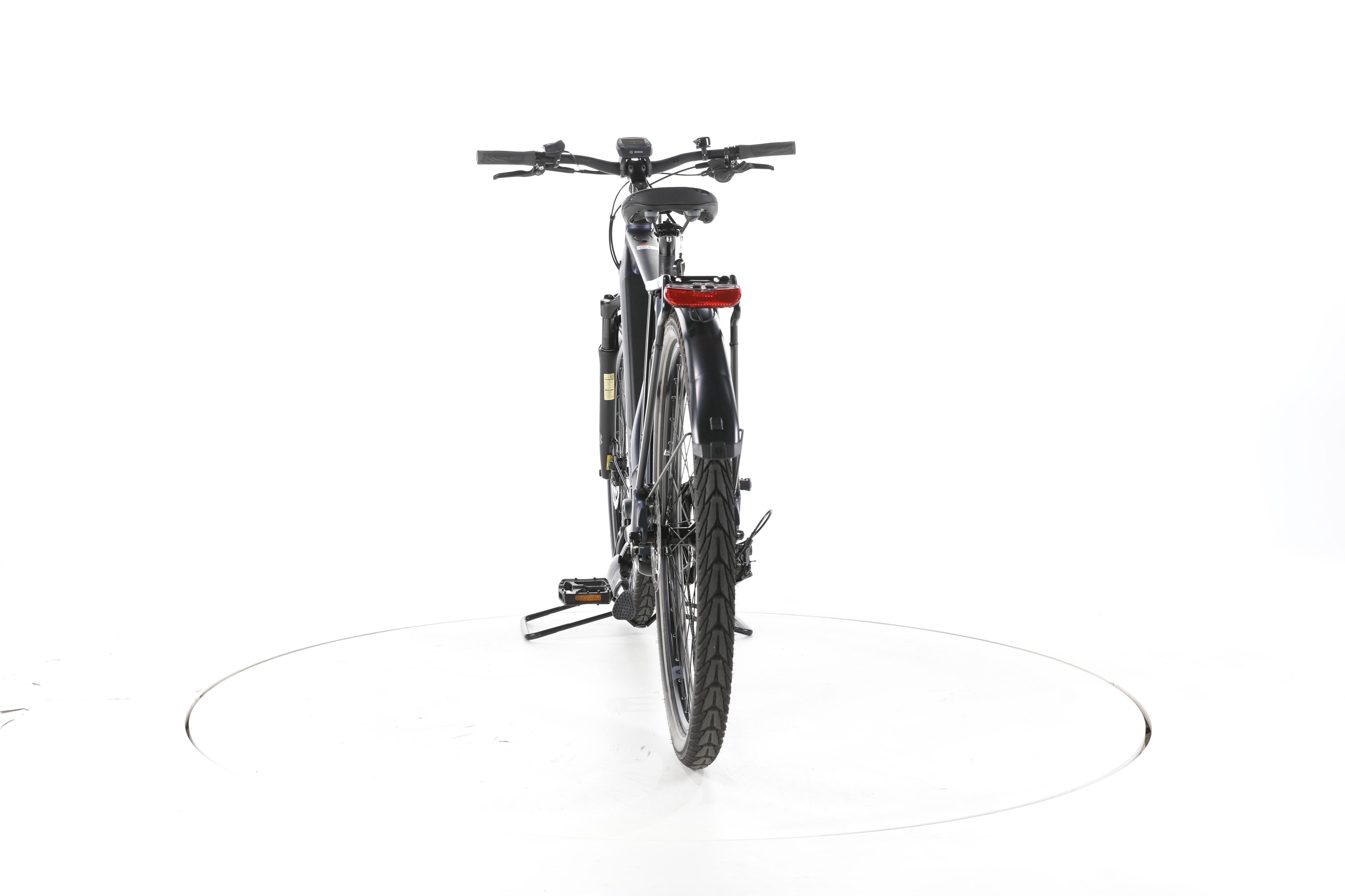 Carver Route E.530 Trekking E-Bike - Image 10