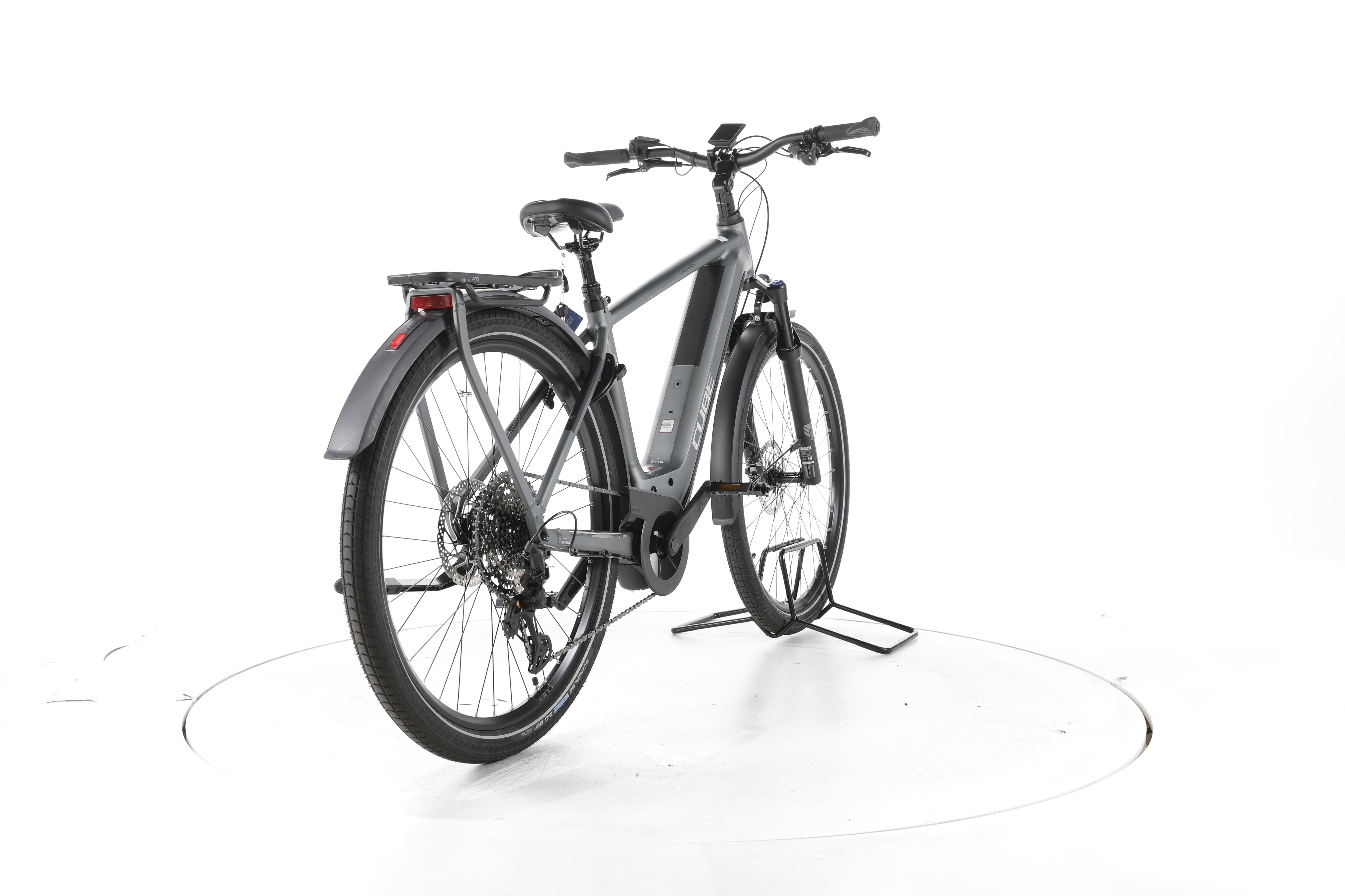 Cube Kathmandu Hybrid Pro Trekking E-Bike 2024 - Image 11
