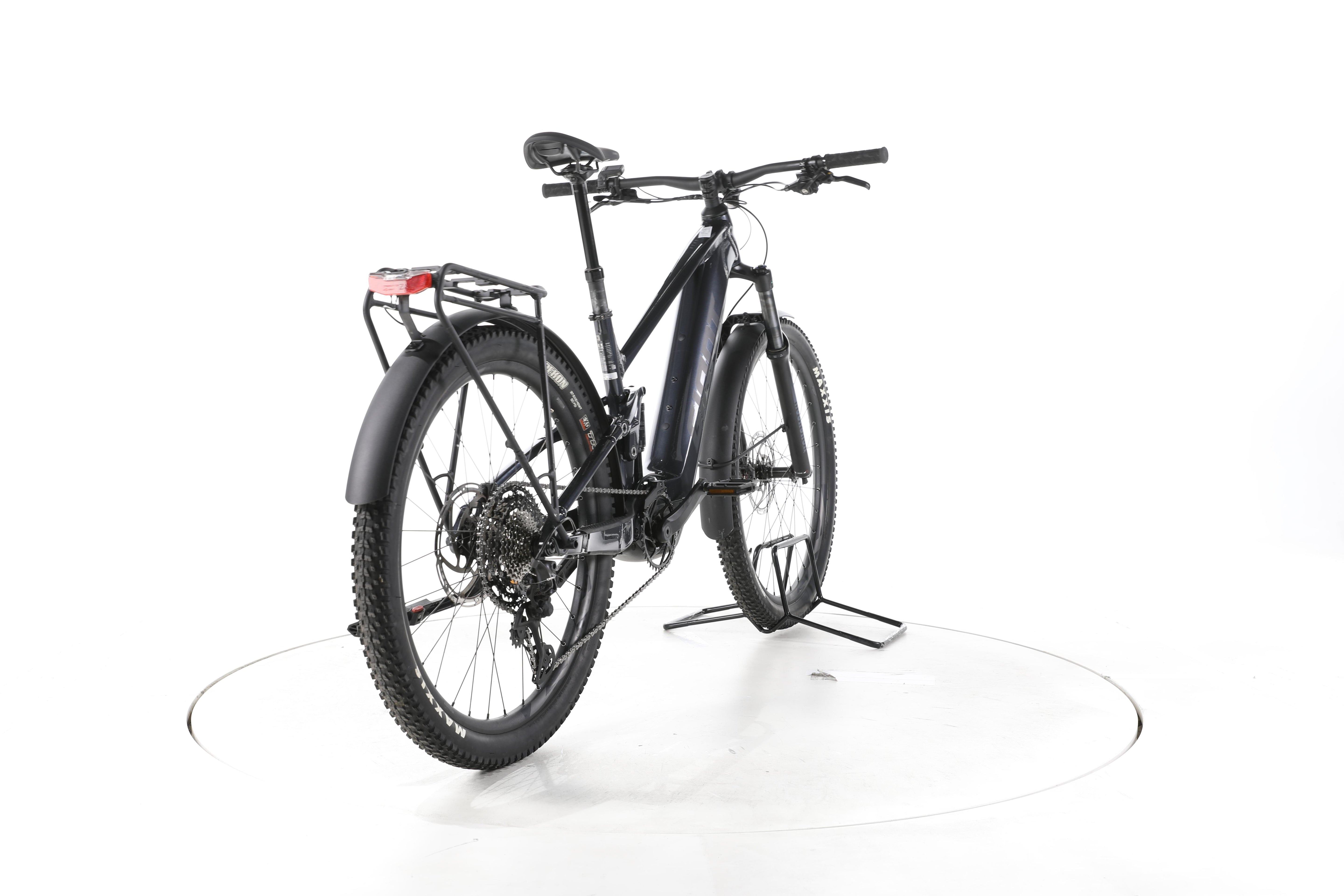 Giant STANCE E+ PRO EX SUV E-Bike - Image 11