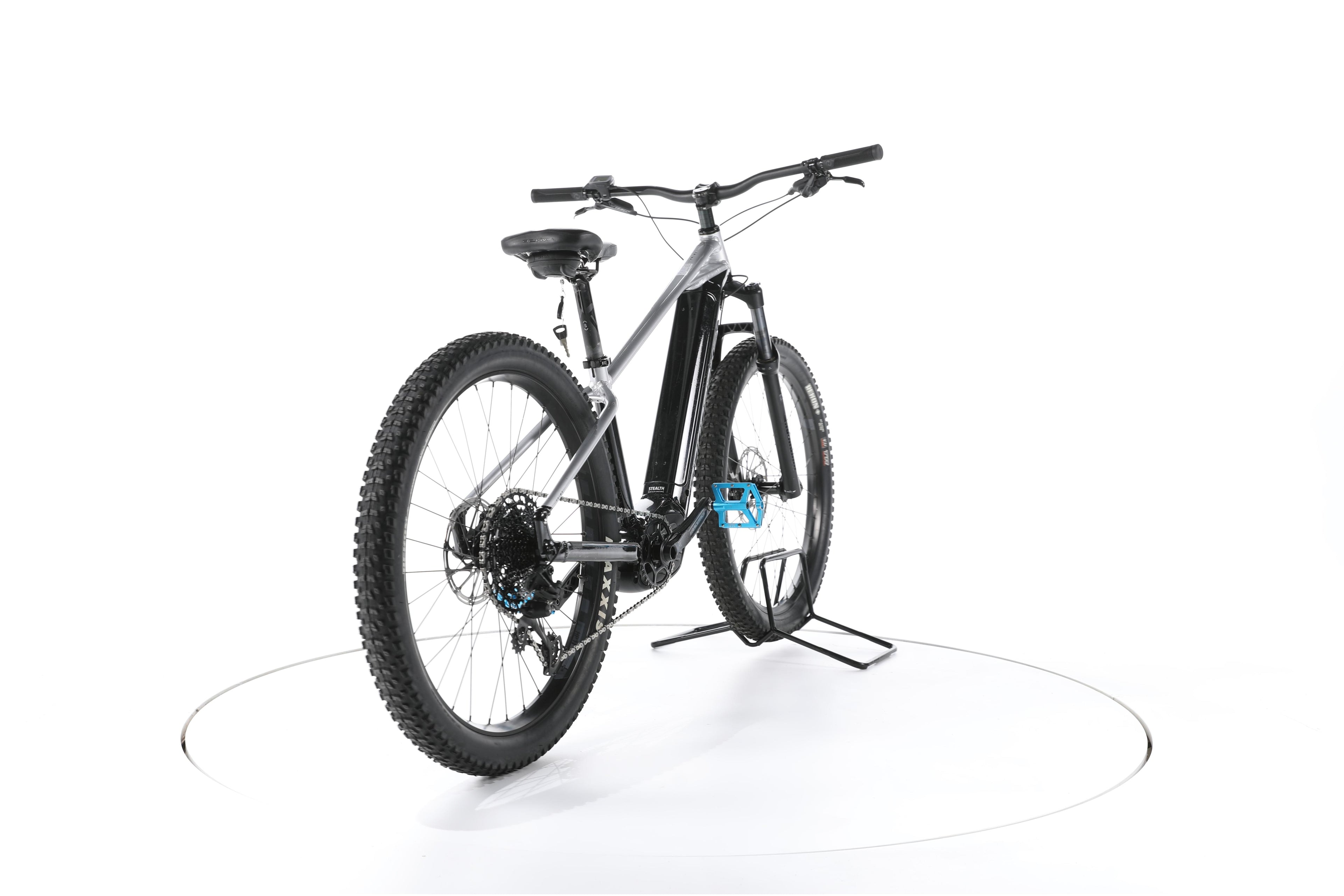 Mondraker Prime + E-Bike - Image 11