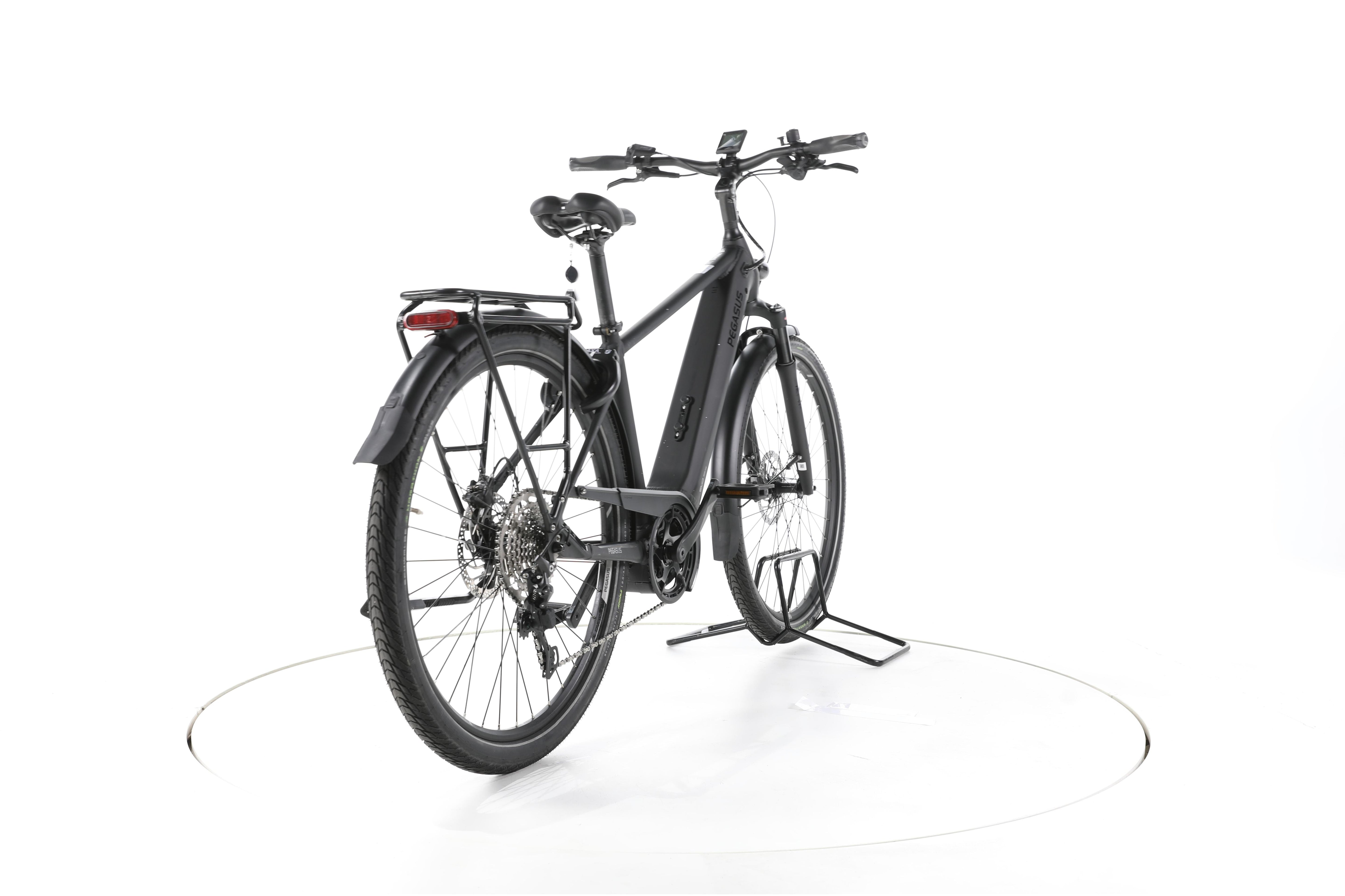 Pegasus Premio EVO 10 Lite Trekking E-Bike - Image 11