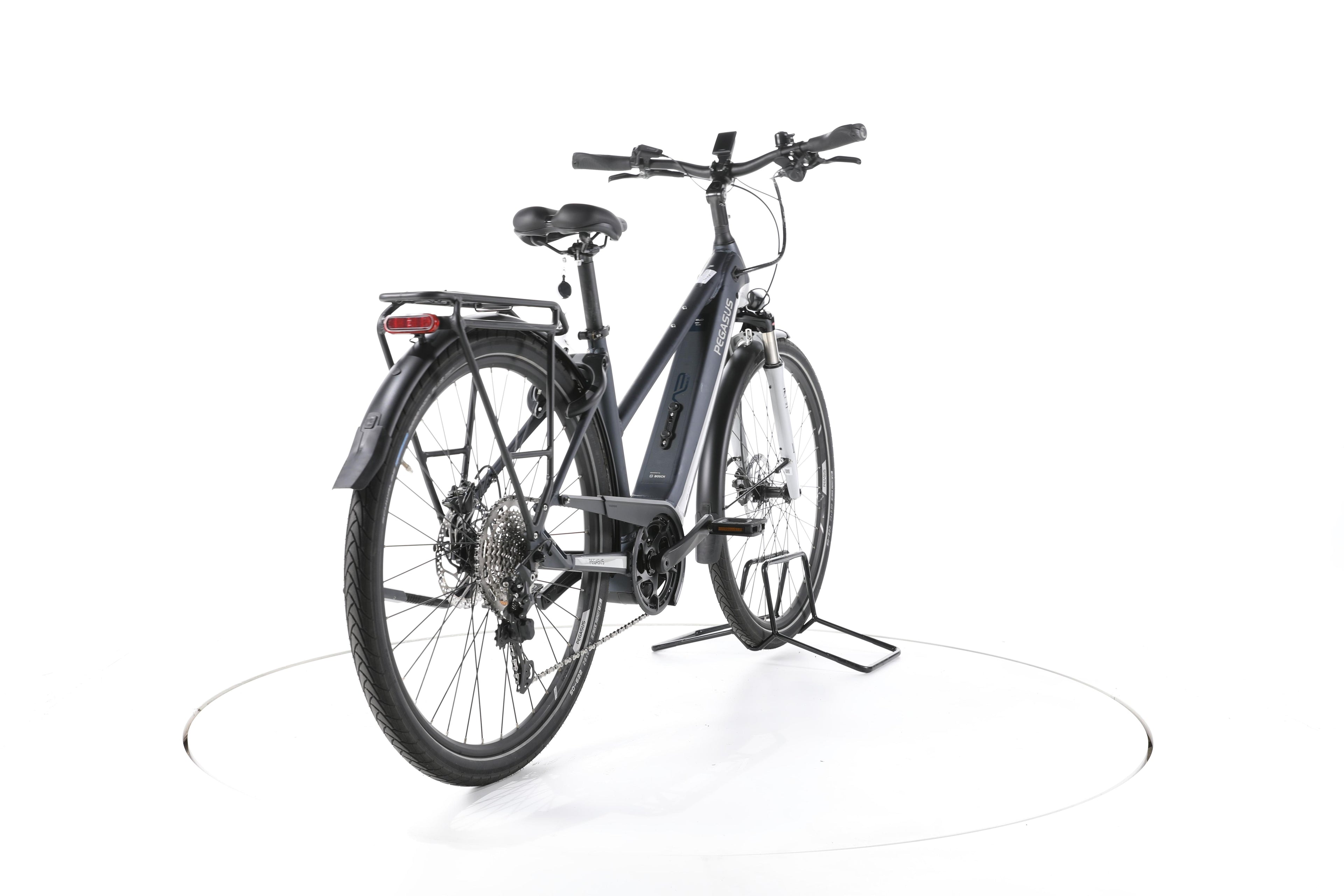 Pegasus Premio EVO 10 Lite Trekking E-Bike - Image 11