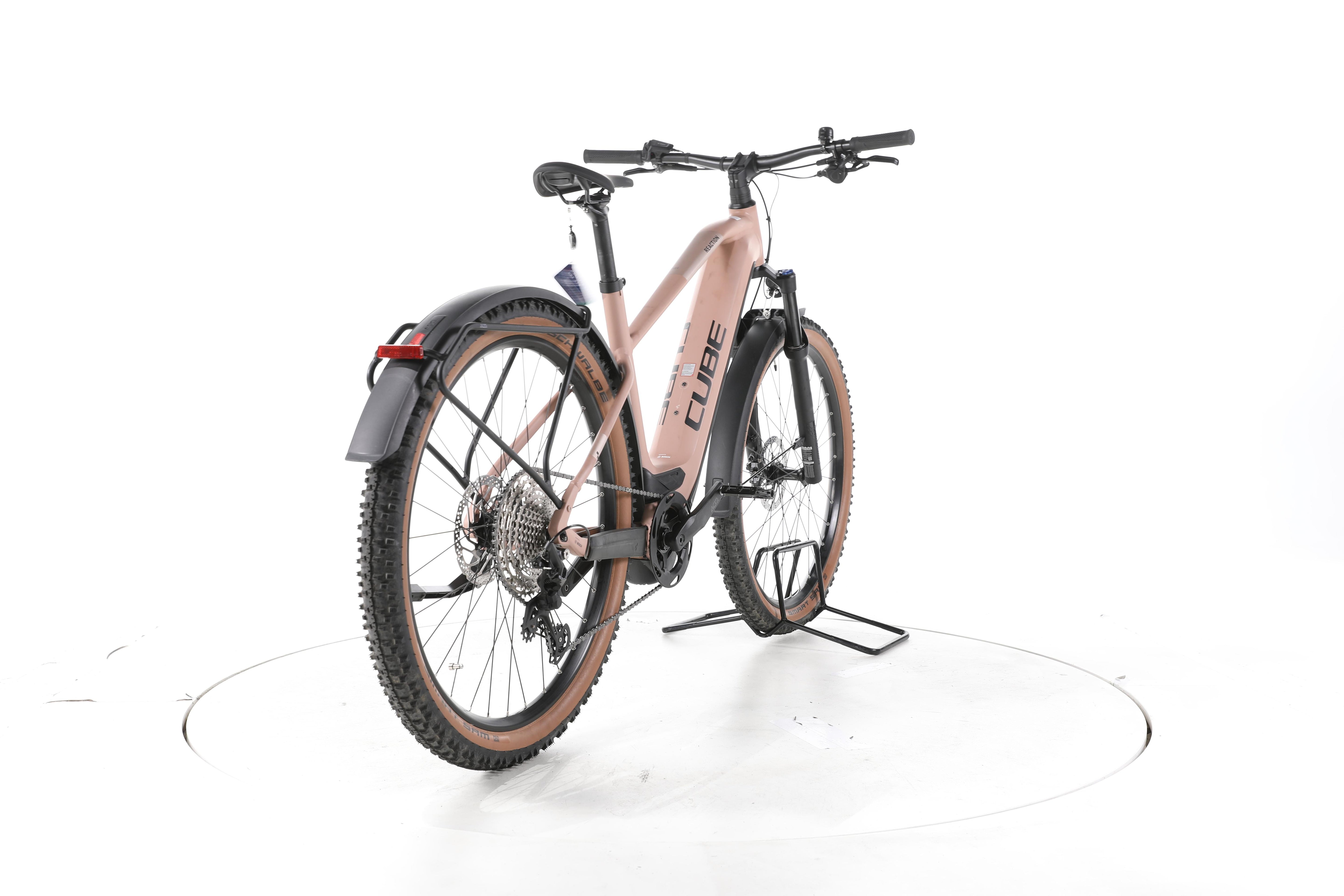 Cube Reaction Hybrid Pro Trekking E-Bike - Image 11