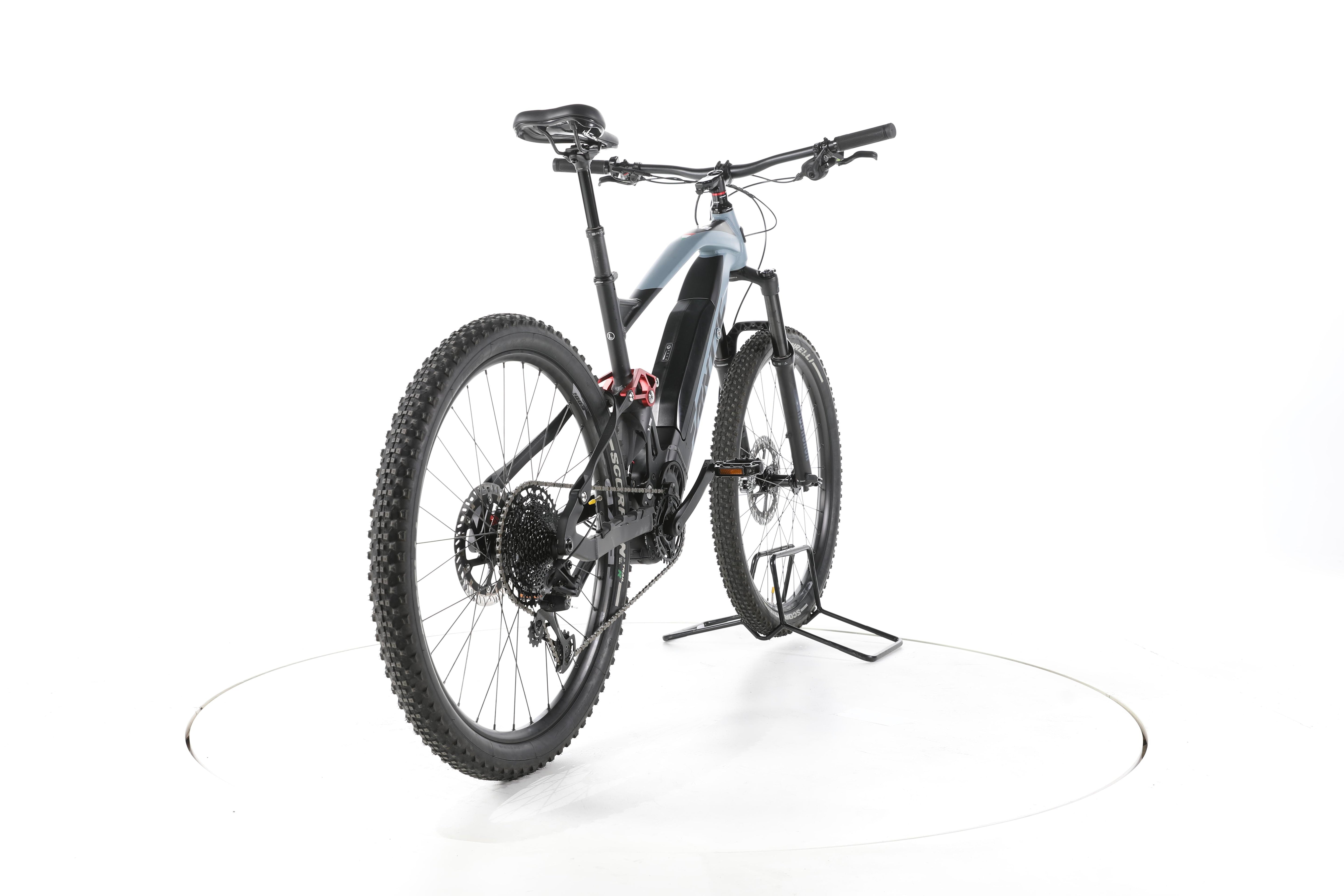 Fantic XTF 1.5 Fully E-Bike - Image 11