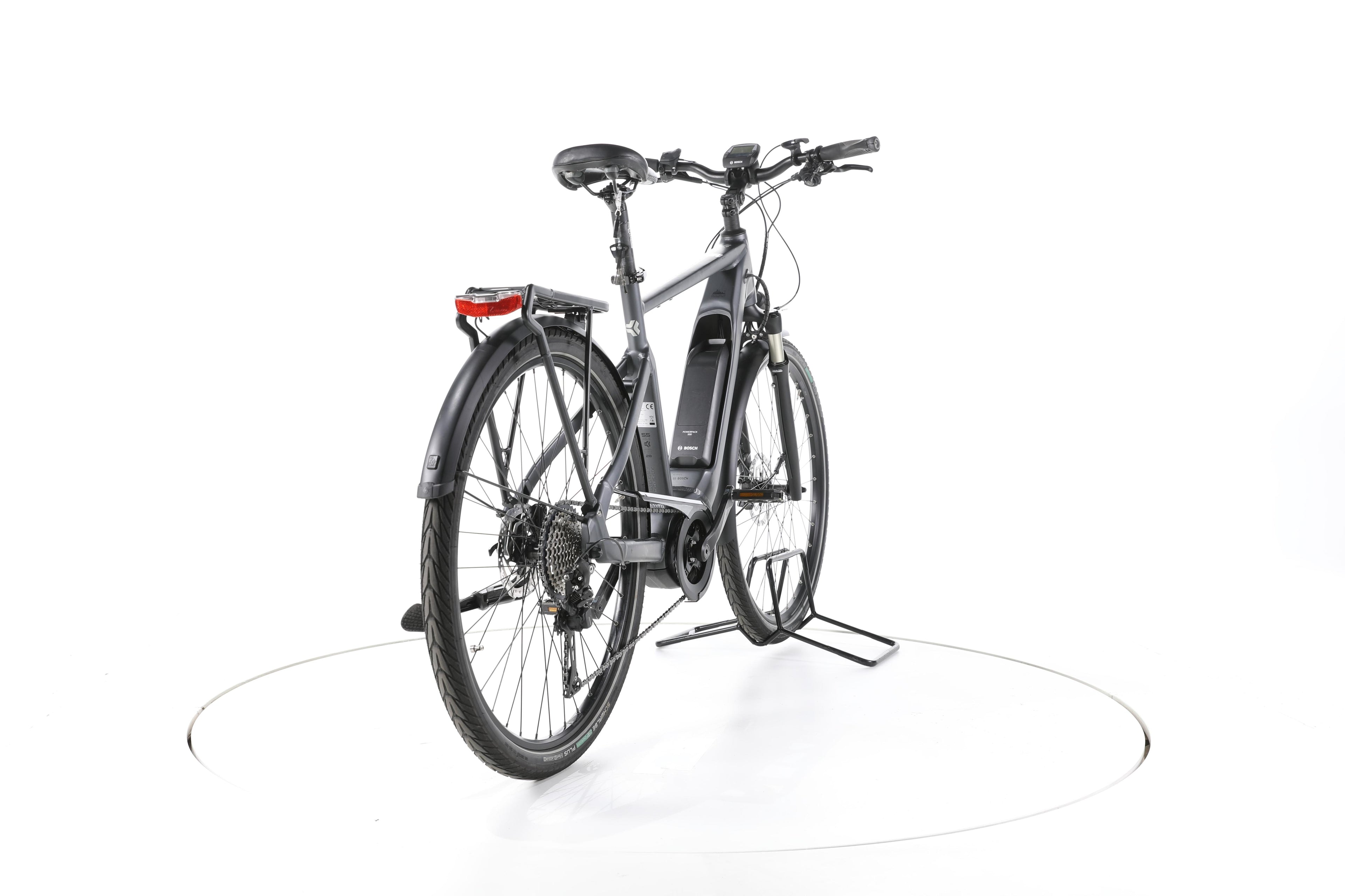 Carver Route E.440 Trekking E-Bike - Image 11