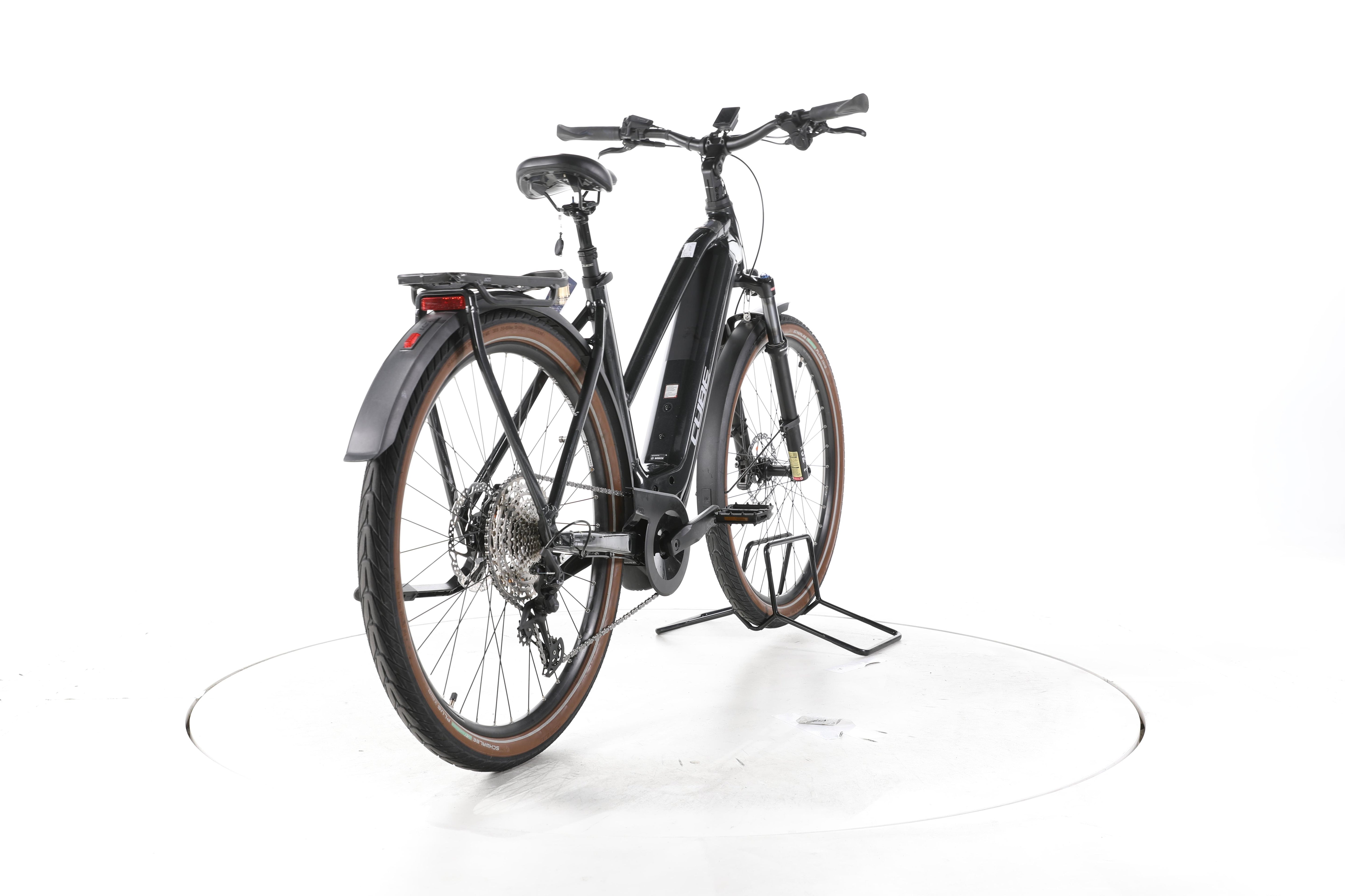 Cube Kathmandu Hybrid EXC Trekking E-Bike - Image 11