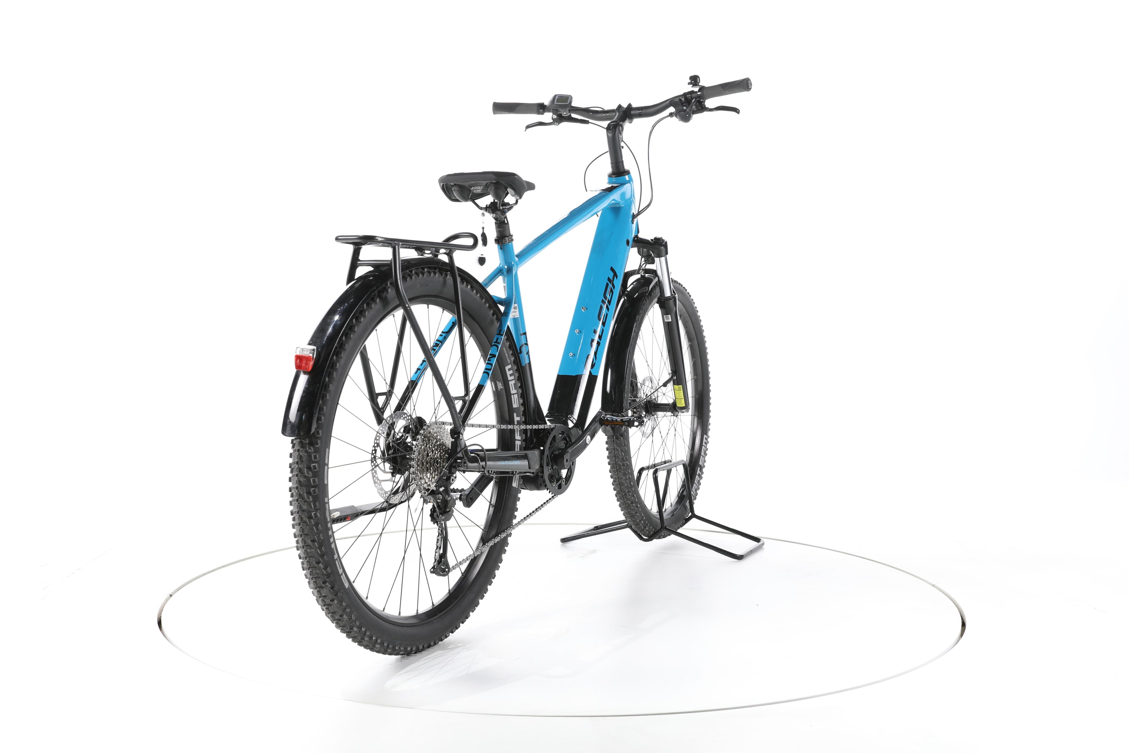 Raleigh Dundee 9 Trekking E-Bike - Image 11