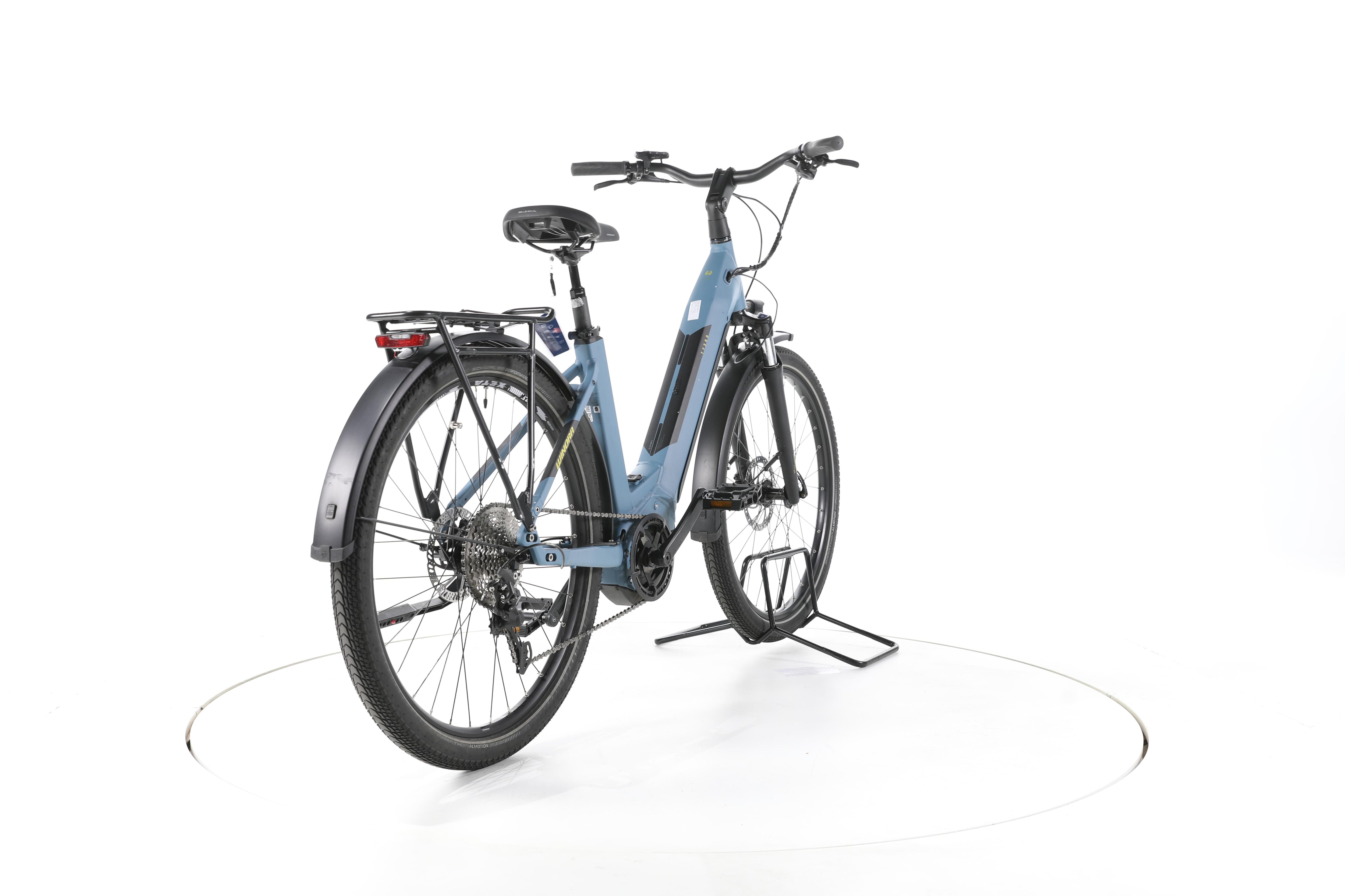 Winora TY200 Trekking E-Bike Tiefeinsteiger - Image 11