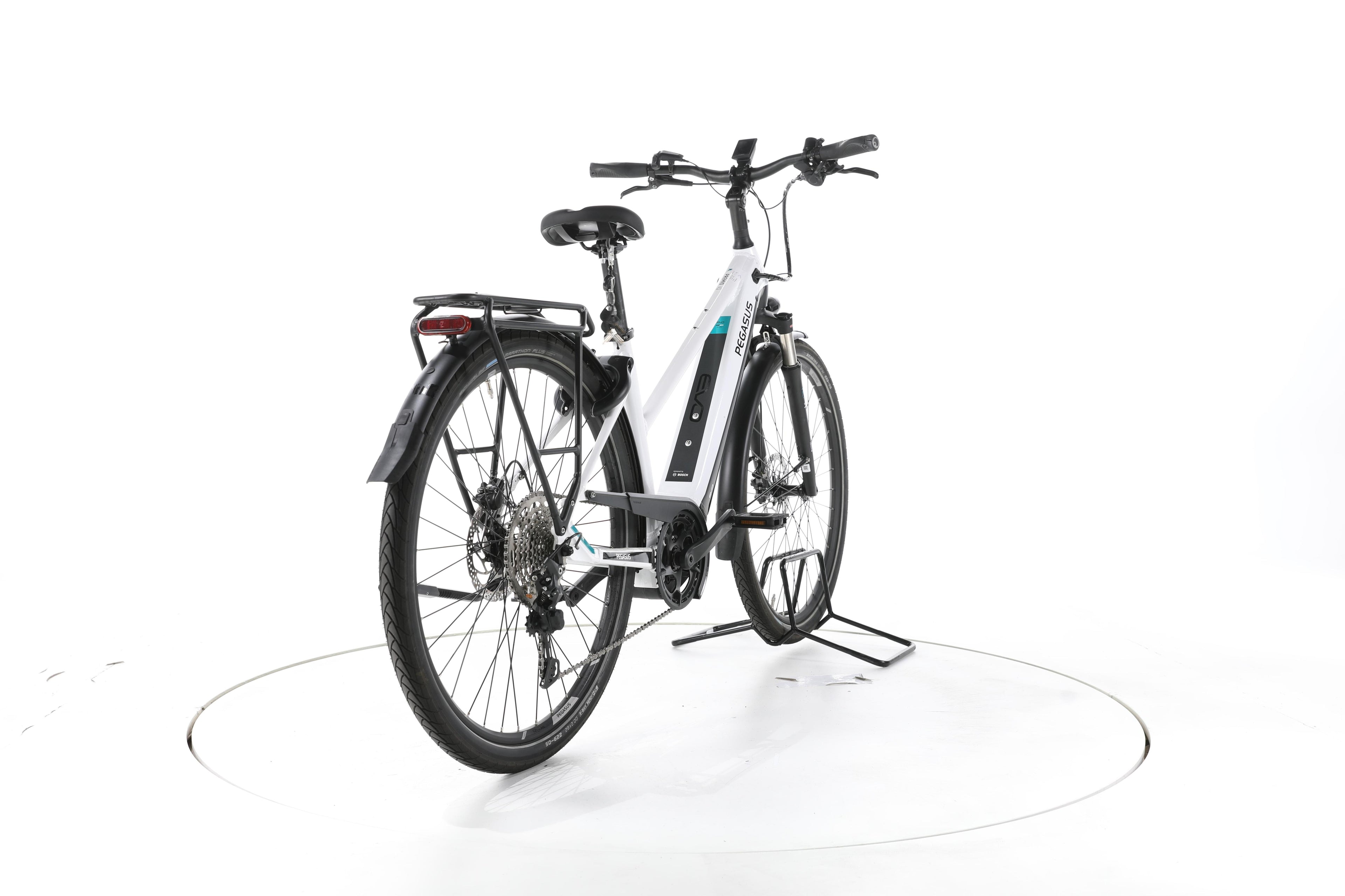 Pegasus Premio Evo 10 Lite Trekking E-Bike - Image 11