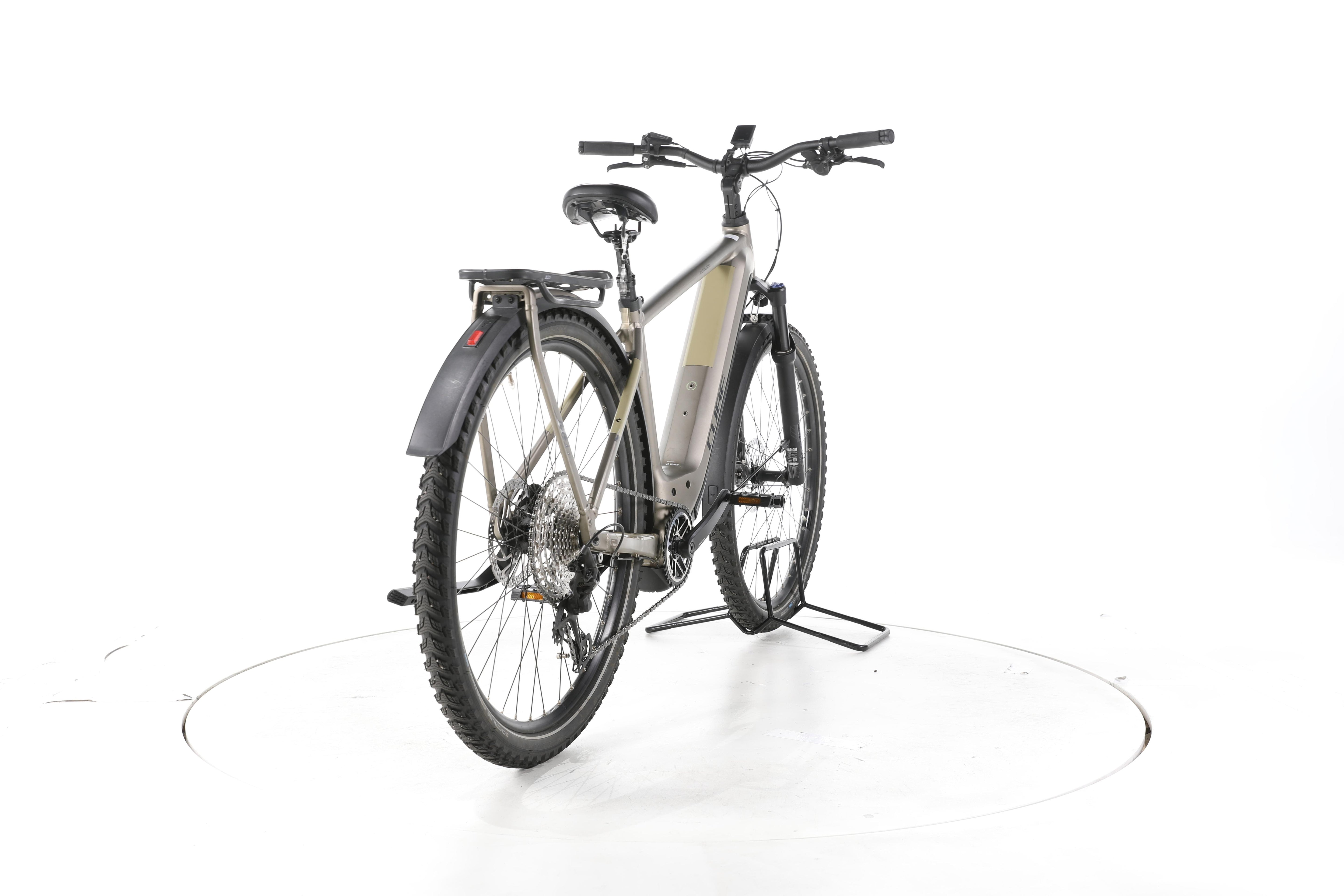 Cube Kathmandu Hybrid Pro Trekking E-Bike - Image 11