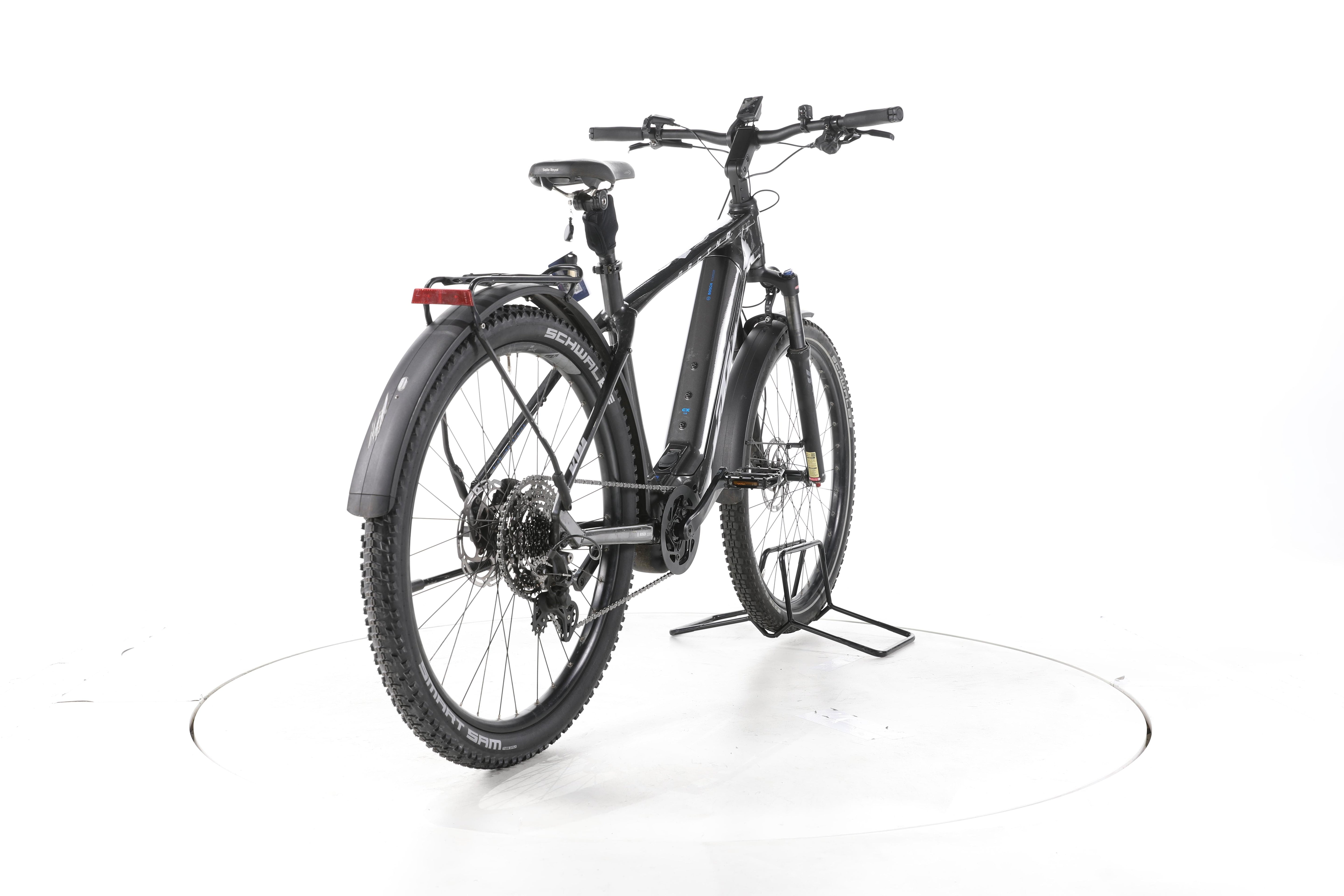KTM Macina Team 792 LFC Trekking E-Bike - Image 11