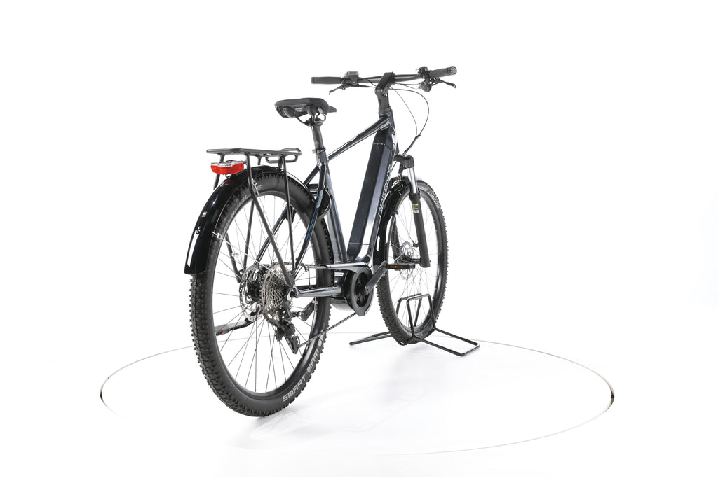 Green's Dorset Trekking E-Bike - Image 11