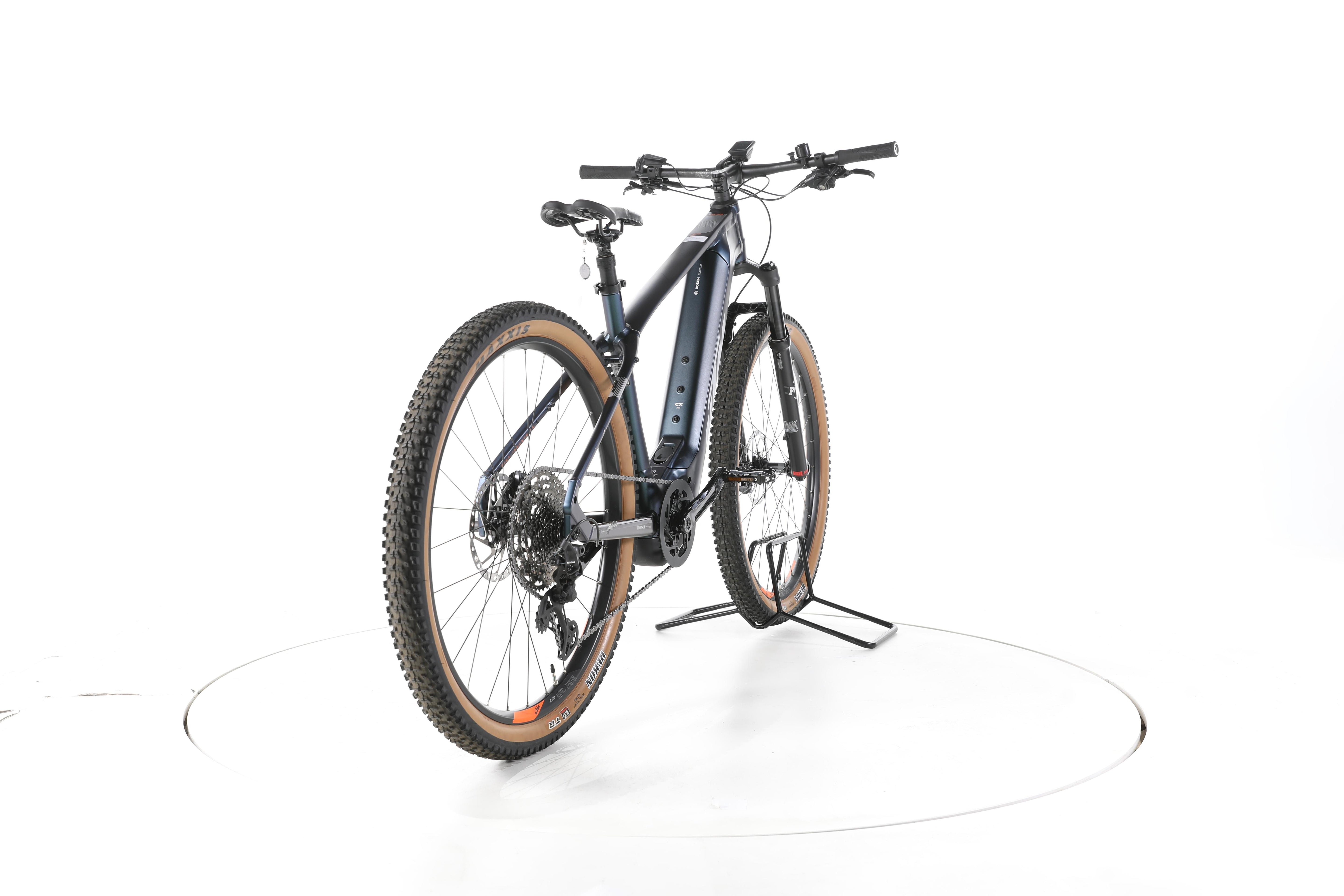 KTM MACINA TEAM 791 E-Bike 2024 - Image 11