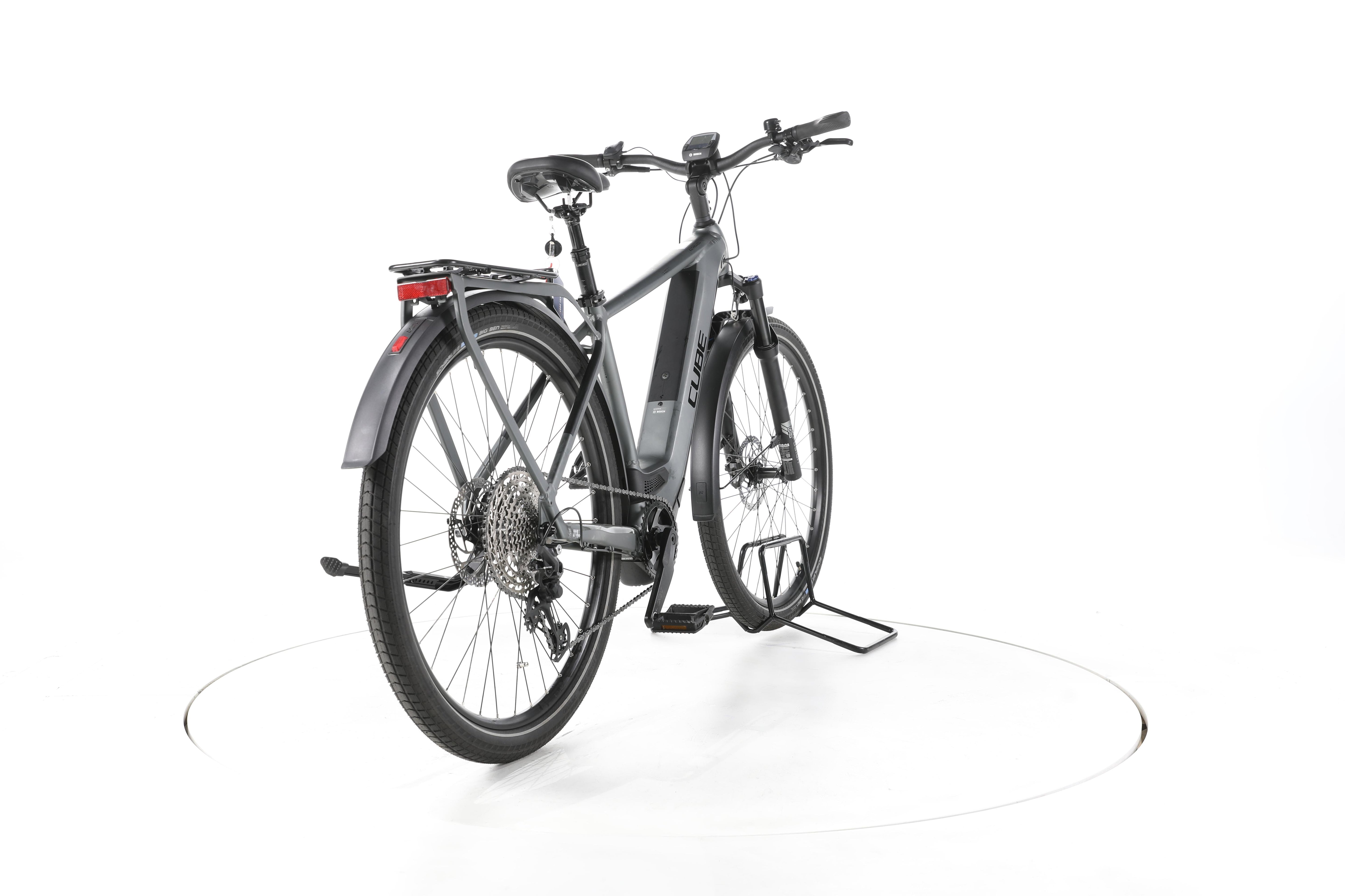 Cube Kathmandu Hybrid Pro Trekking E-Bike - Image 11