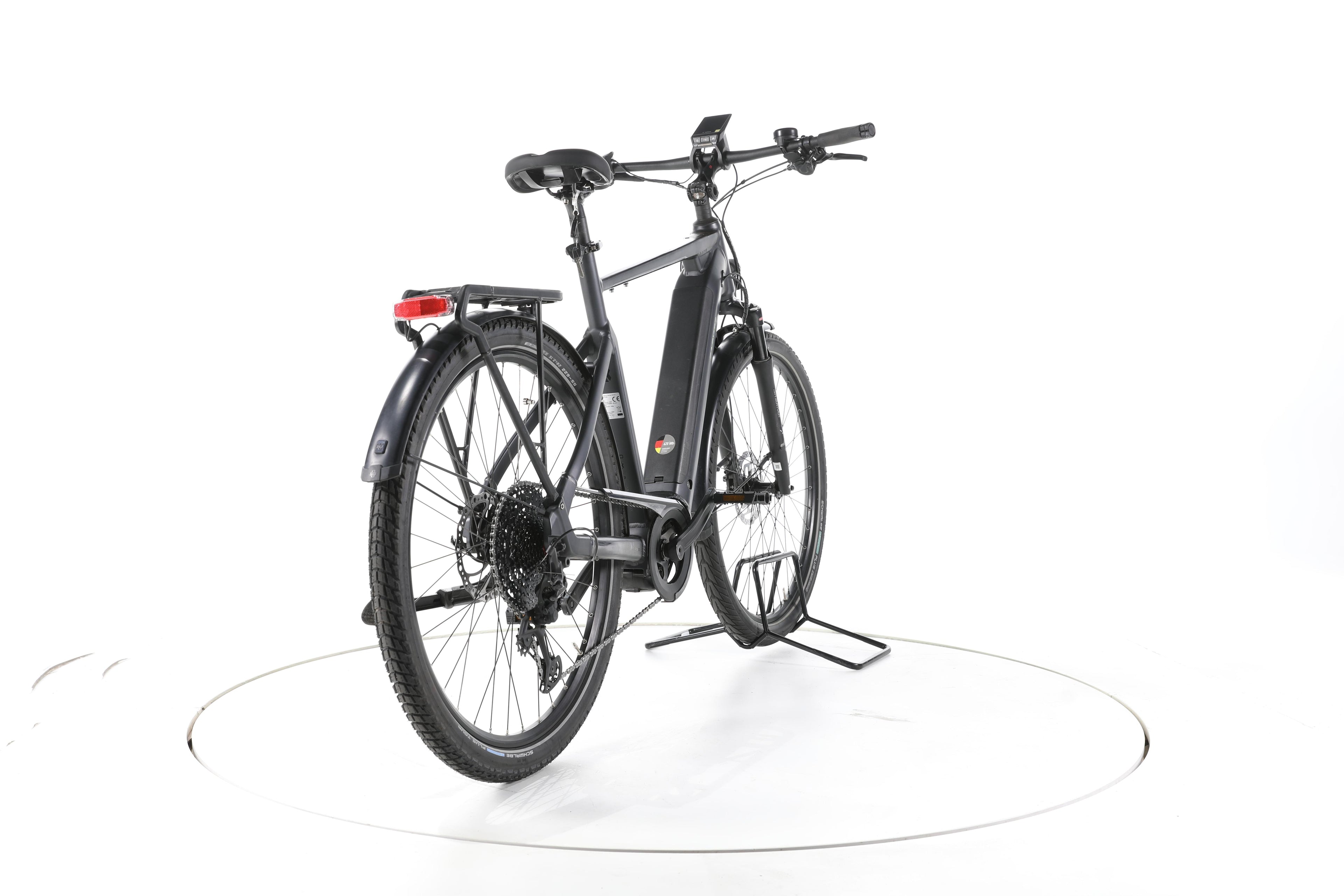 Carver Route E.540 Trekking E-Bike - Image 11
