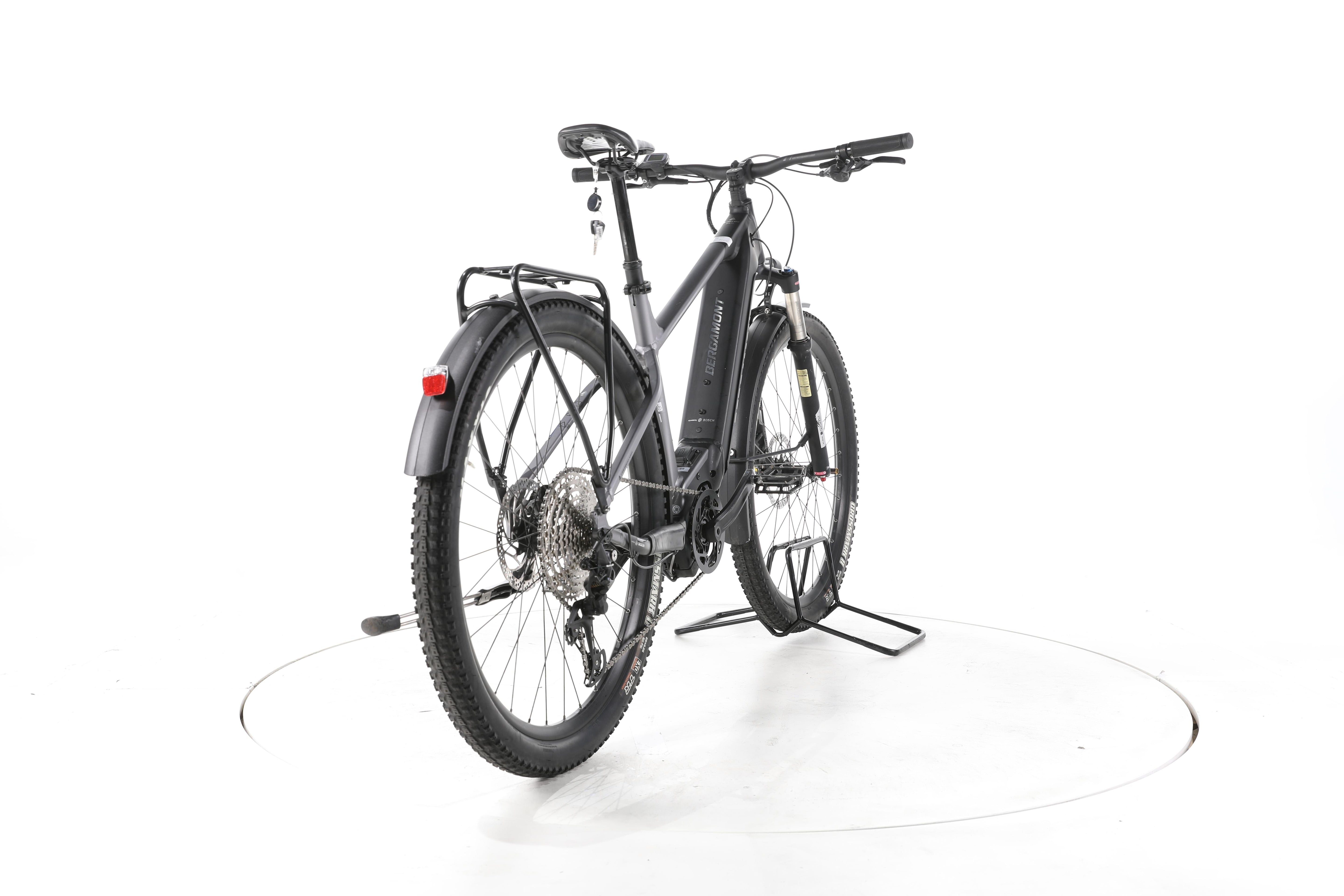Bergamont Revox Pro Trekking E-Bike - Image 11