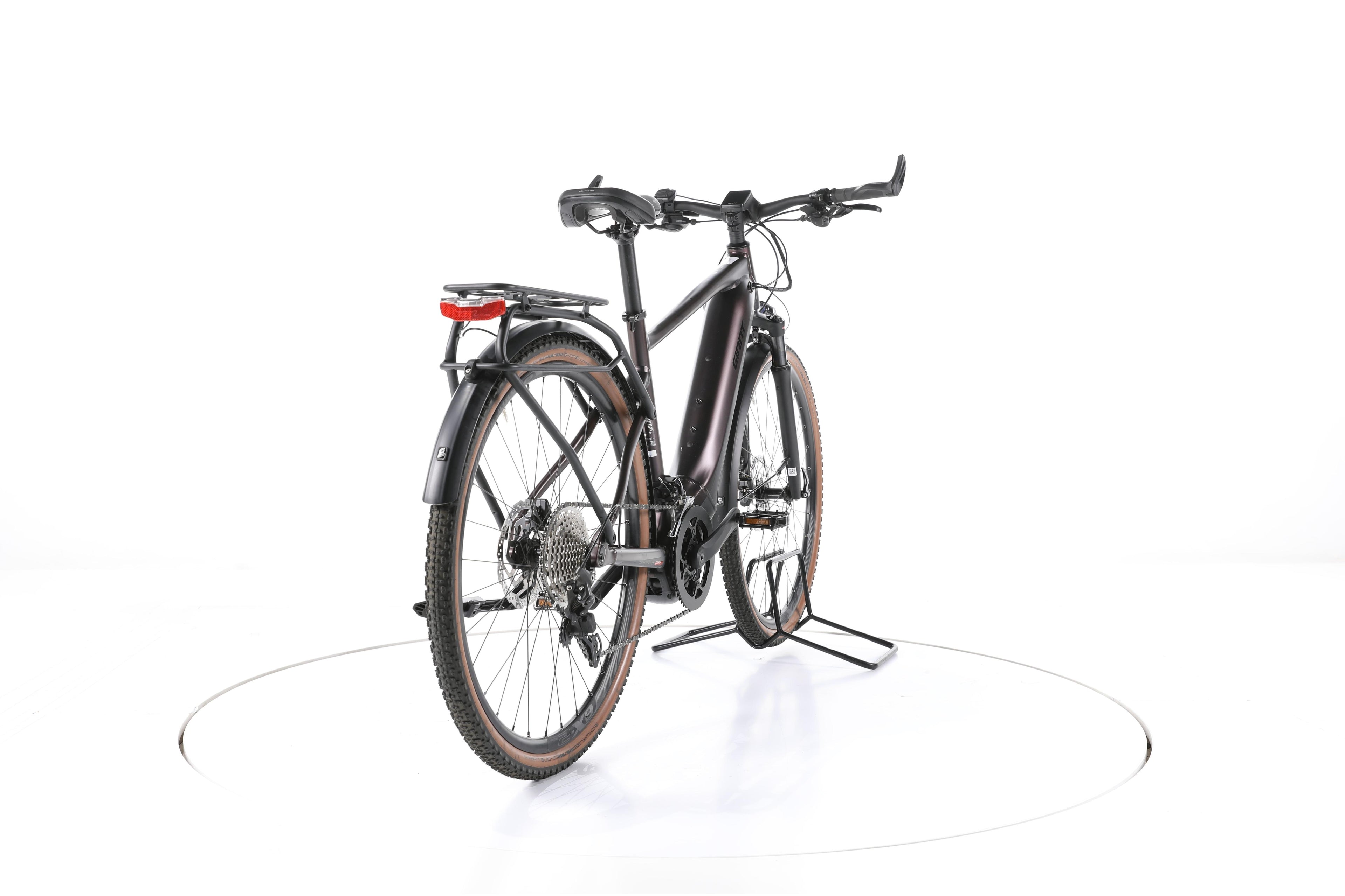 Giant Explore E+1 Pro GTS Trekking E-Bike - Image 11