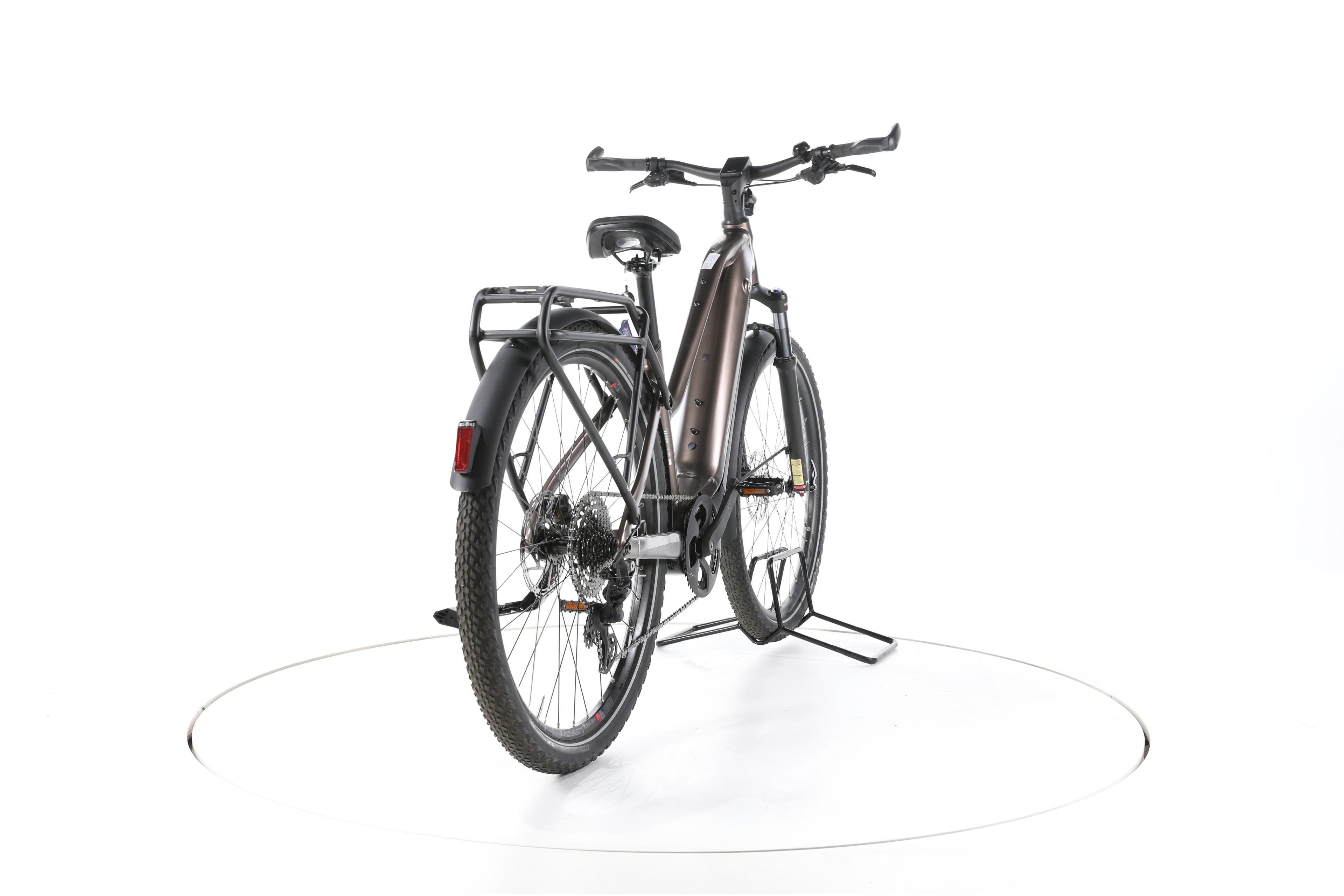 Giant Explore E+ Pro 1 Trekking E-Bike 2023 - Image 11