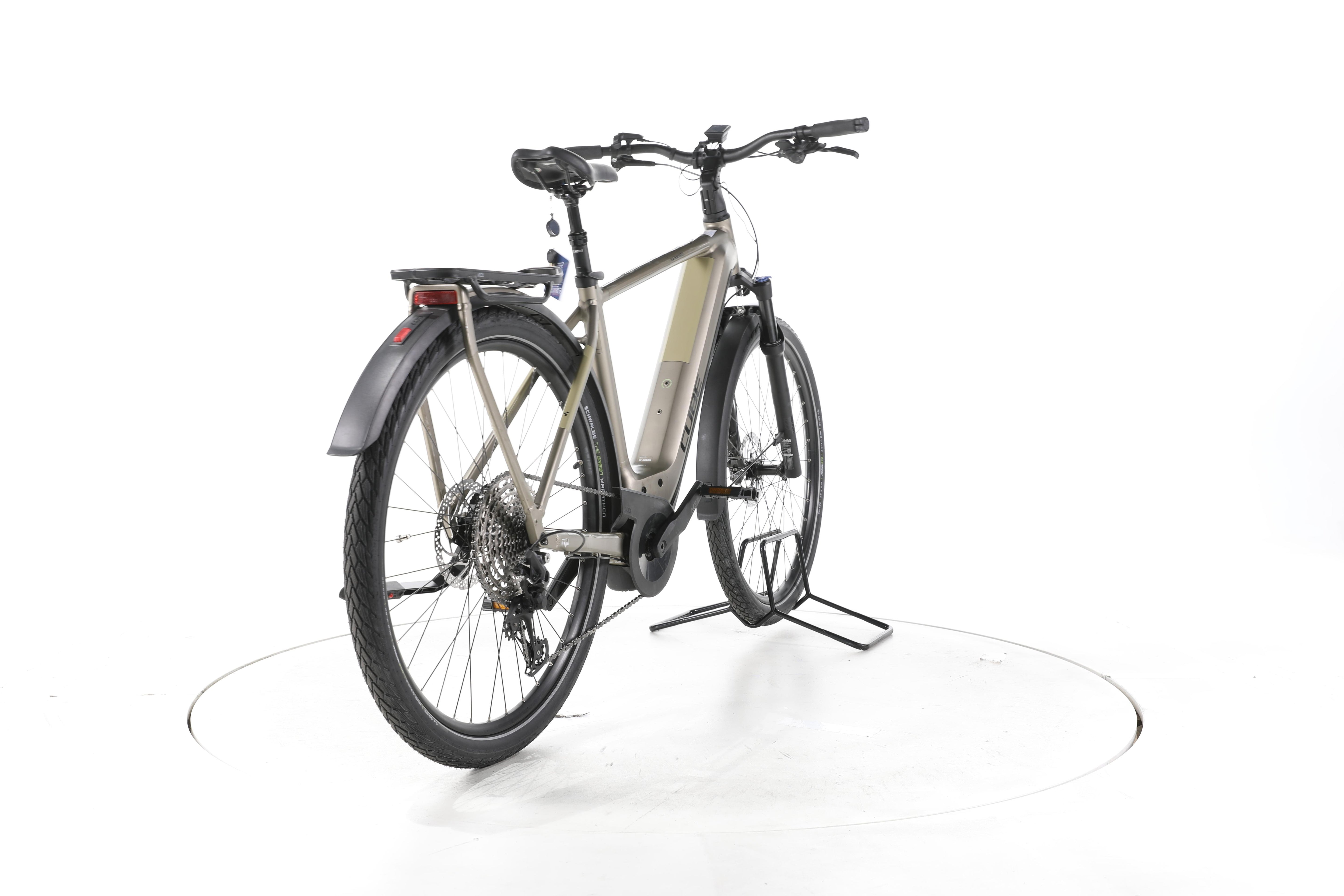 Cube Kathmandu Hybrid Pro Trekking E-Bike - Image 11