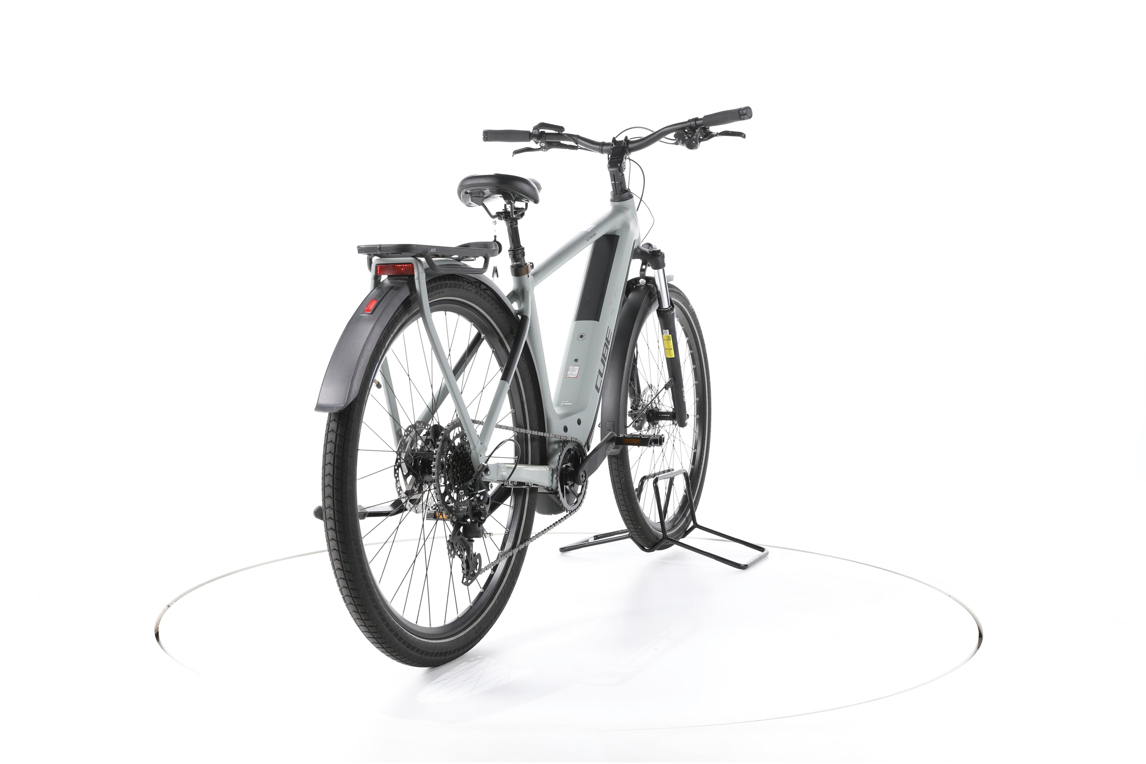 Cube Kathmandu Hybrid ONE Trekking E-Bike - Image 11