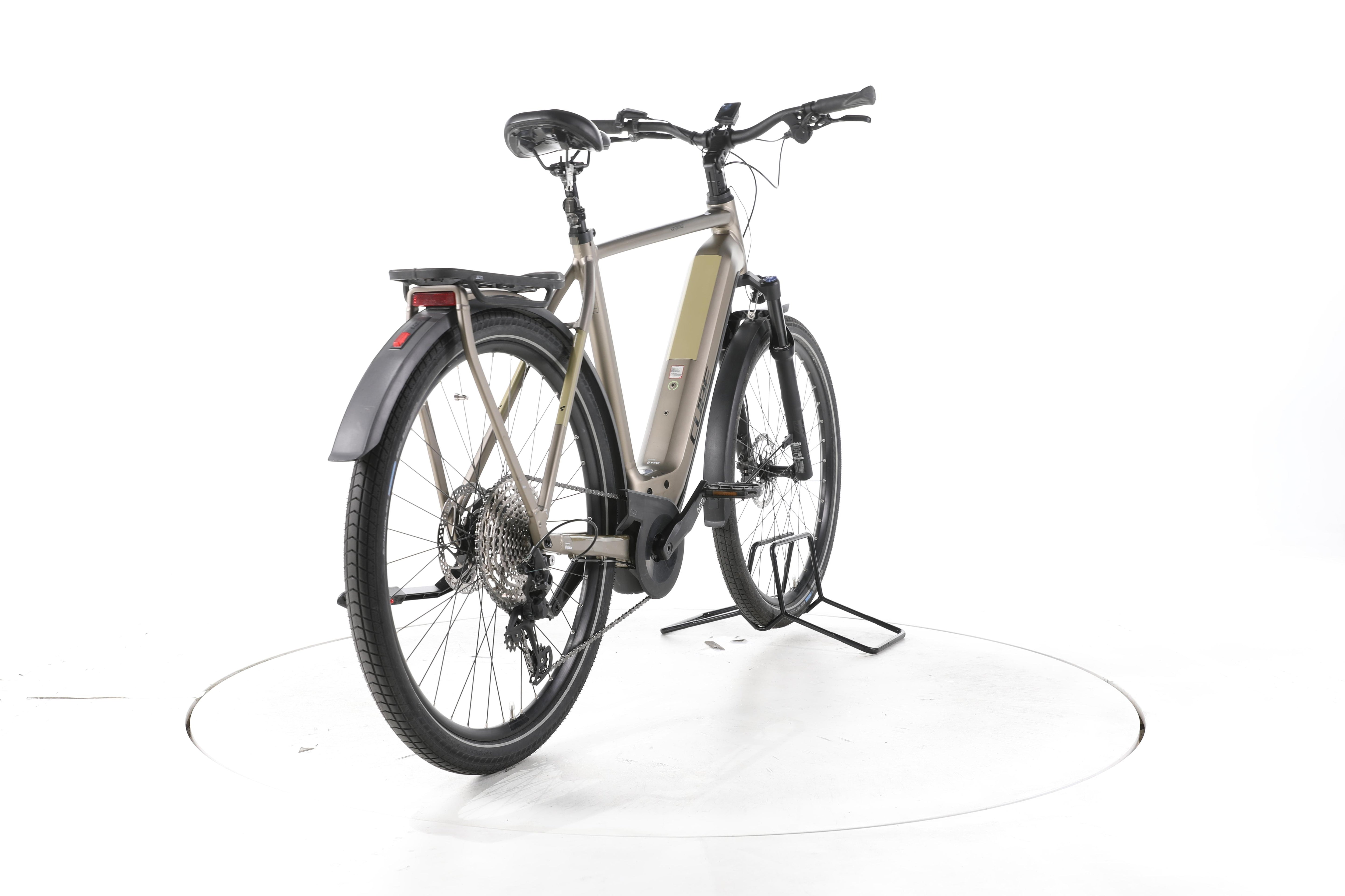 Cube Kathmandu Hybrid Pro Trekking E-Bike - Image 11