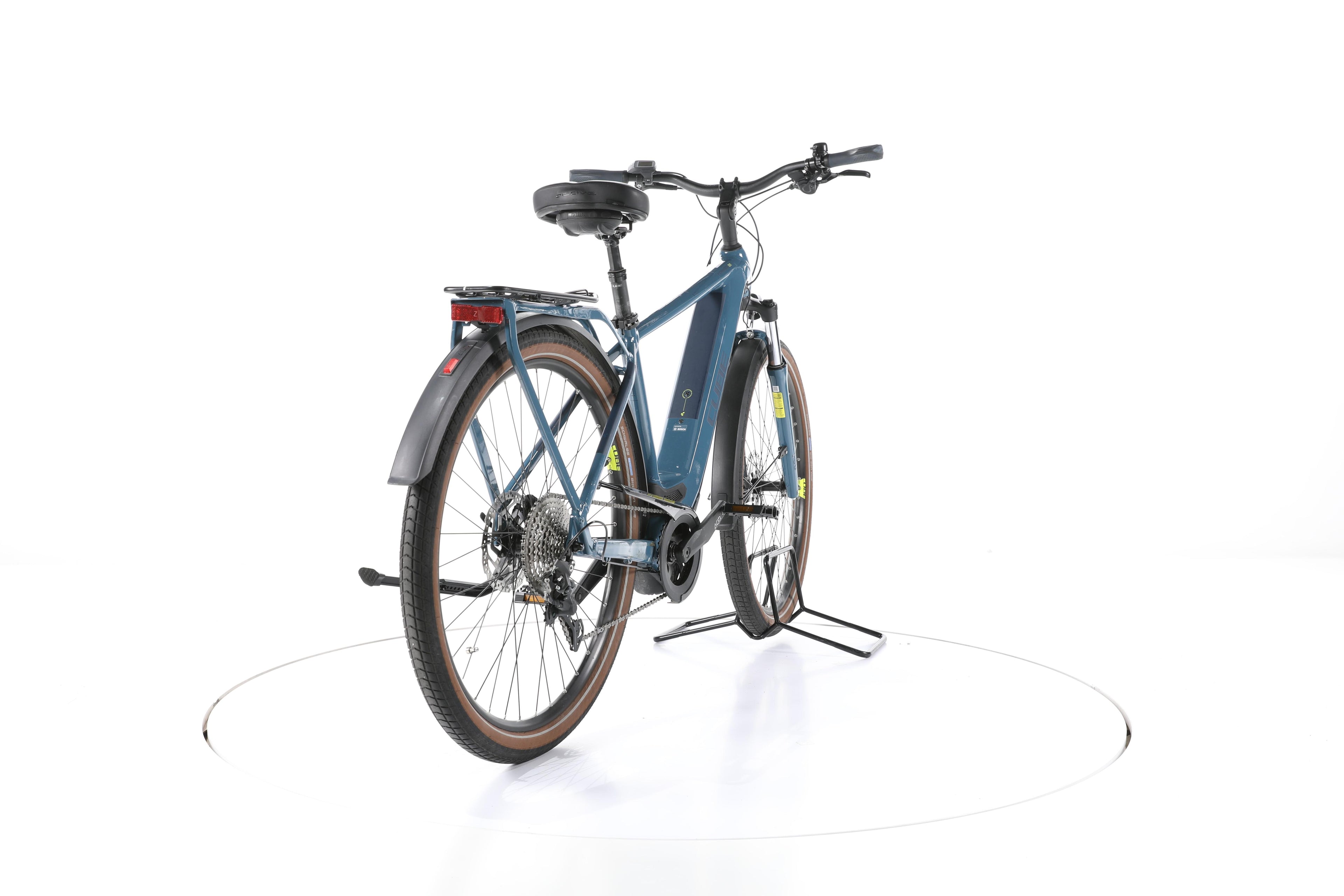 Cube Kathmandu Hybrid Pro Trekking E-Bike - Image 11