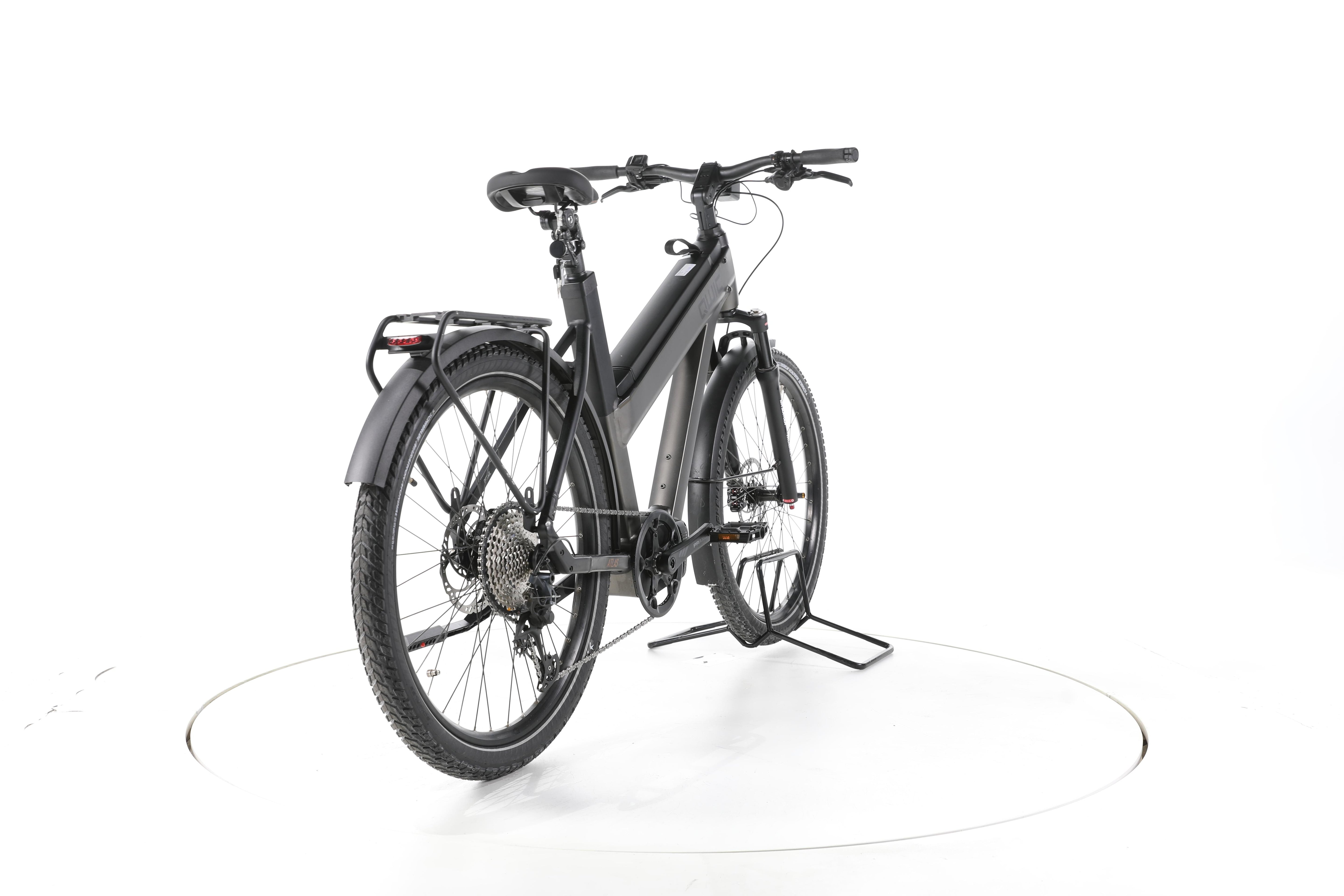 QWIC Atlas Dusty Trekking E-Bike - Image 11
