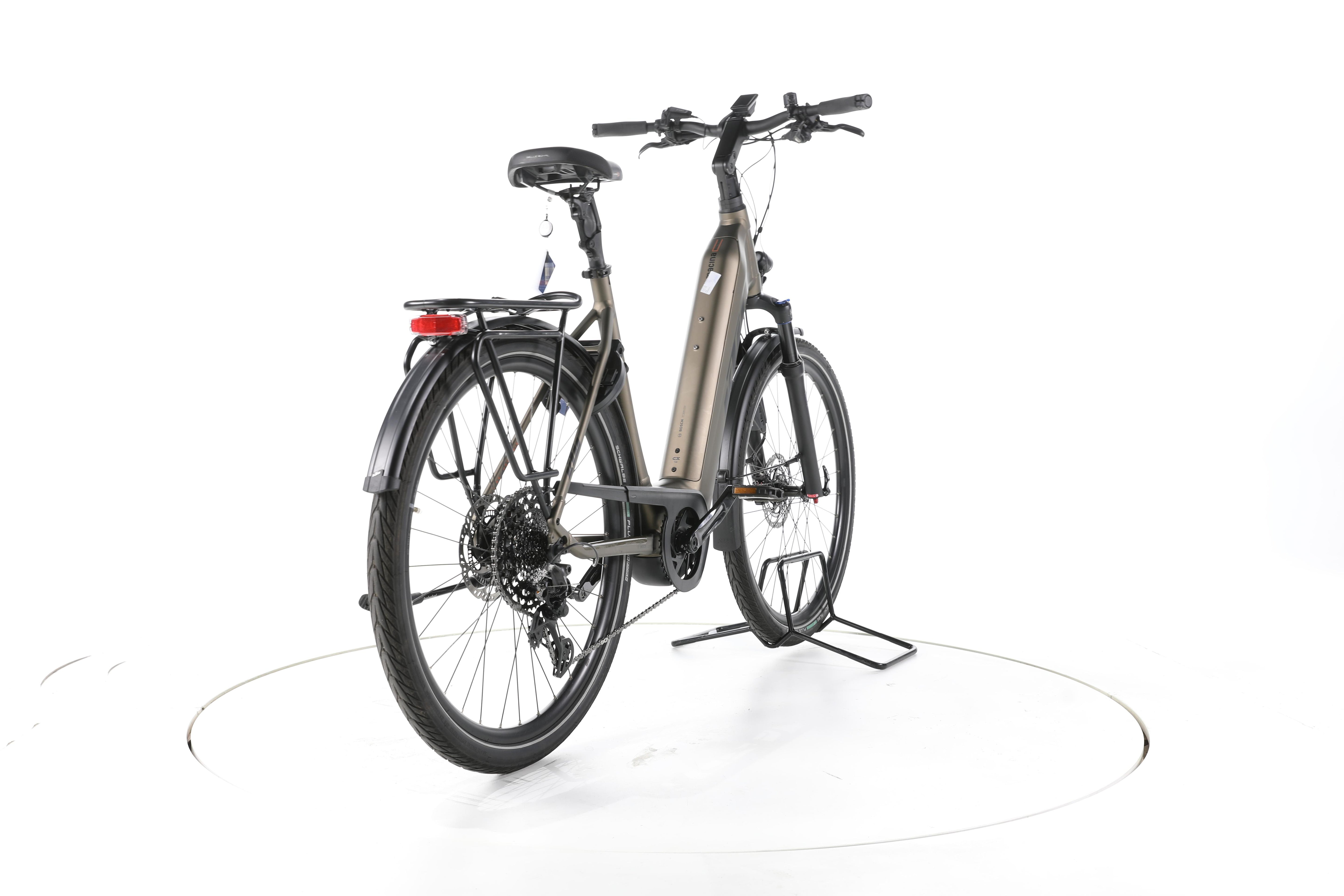 KTM Macina Style 720 ABS Trekking E-Bike Tiefeinsteiger 2023 - Image 11