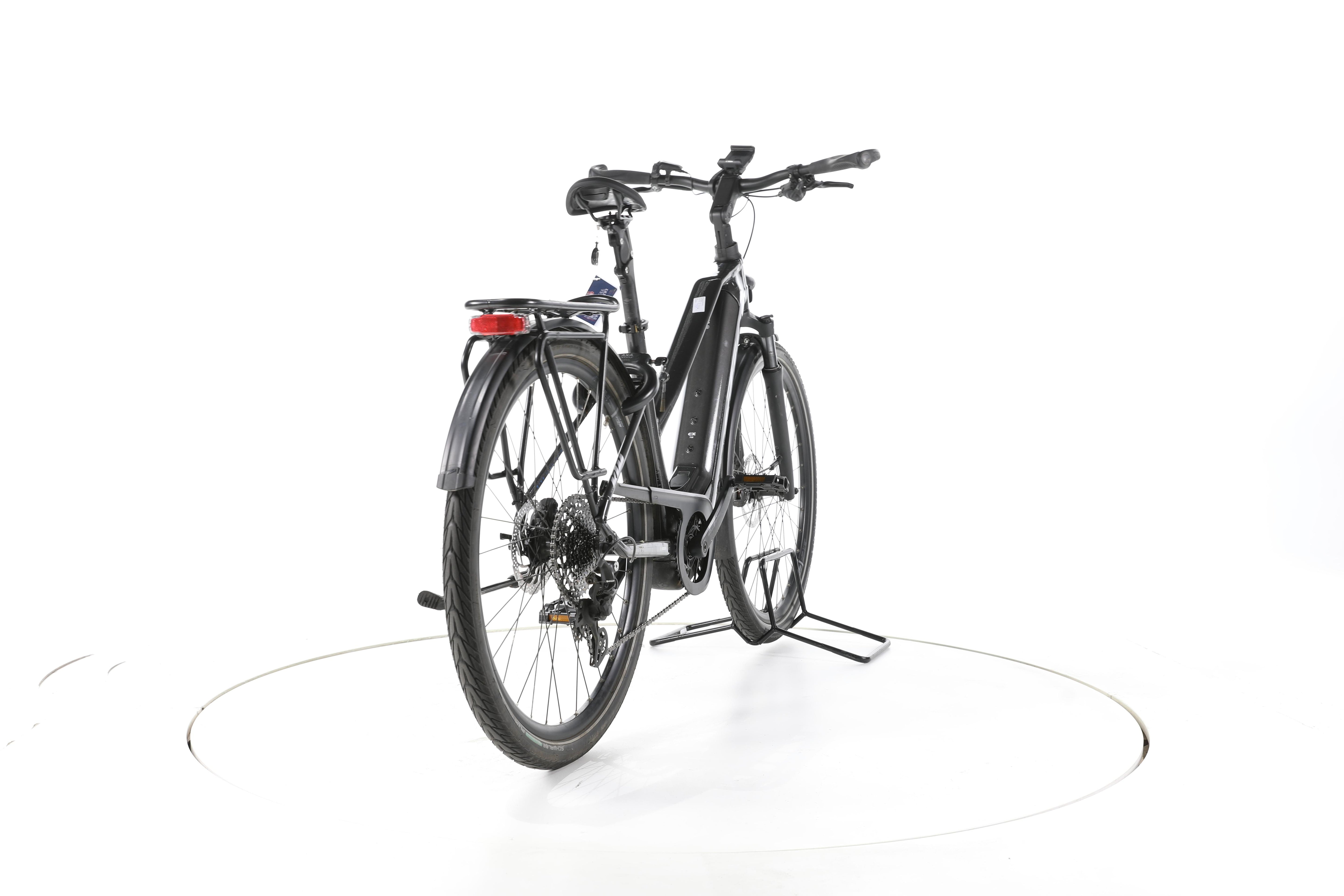 KTM Macina Style 730 Trekking E-Bike - Image 11