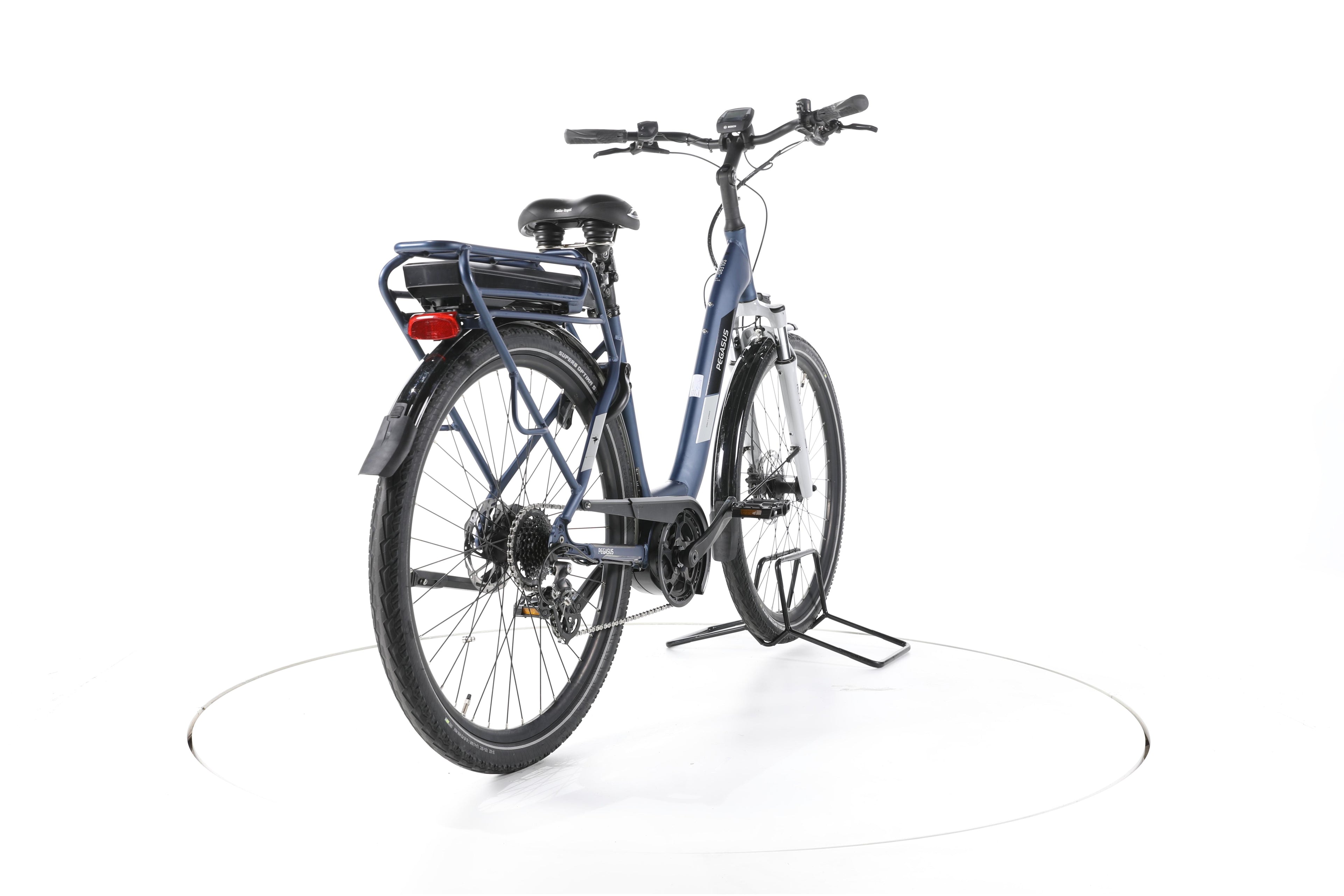Pegasus Solero E8Plus Trekking E-Bike Tiefeinsteiger - Image 11