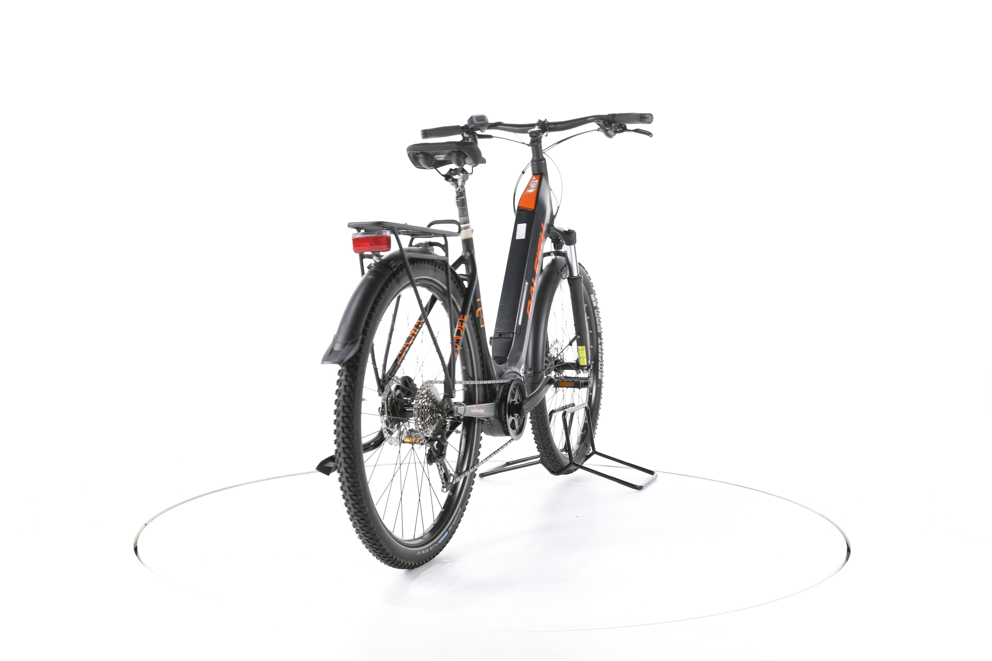 Raleigh Dundee LTD Trekking E-Bike Tiefeinsteiger - Image 11