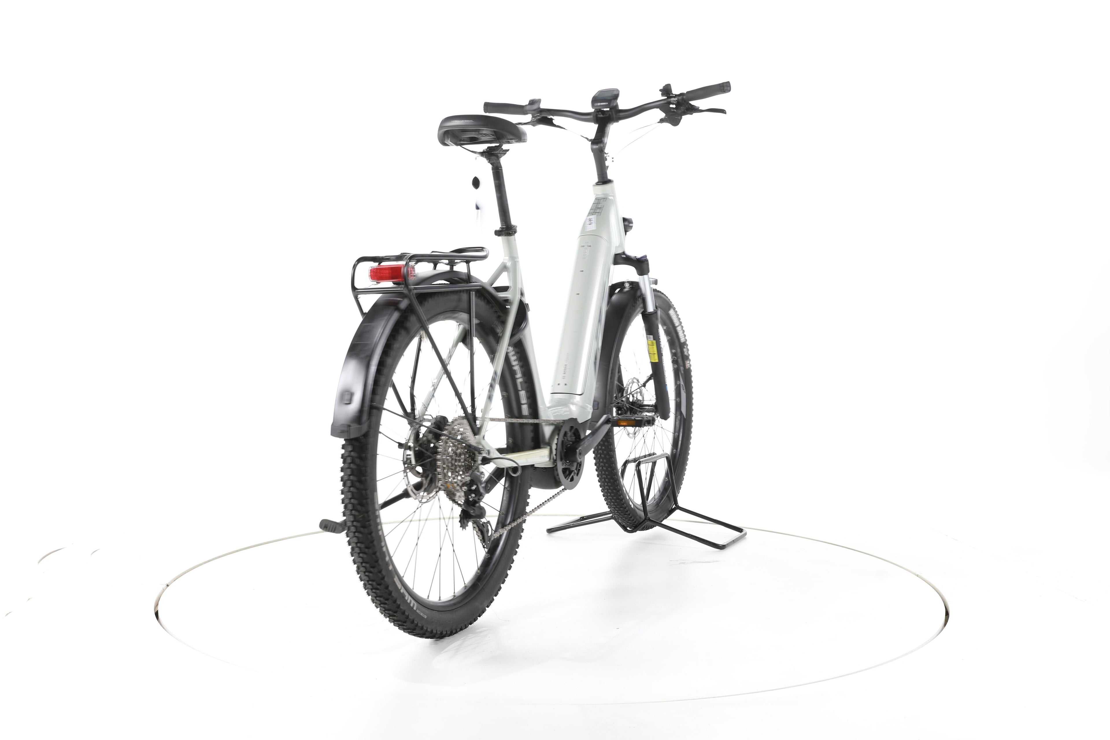 KTM Macina aera 571 LFC Trekking E-Bike Tiefeinsteiger - Image 11