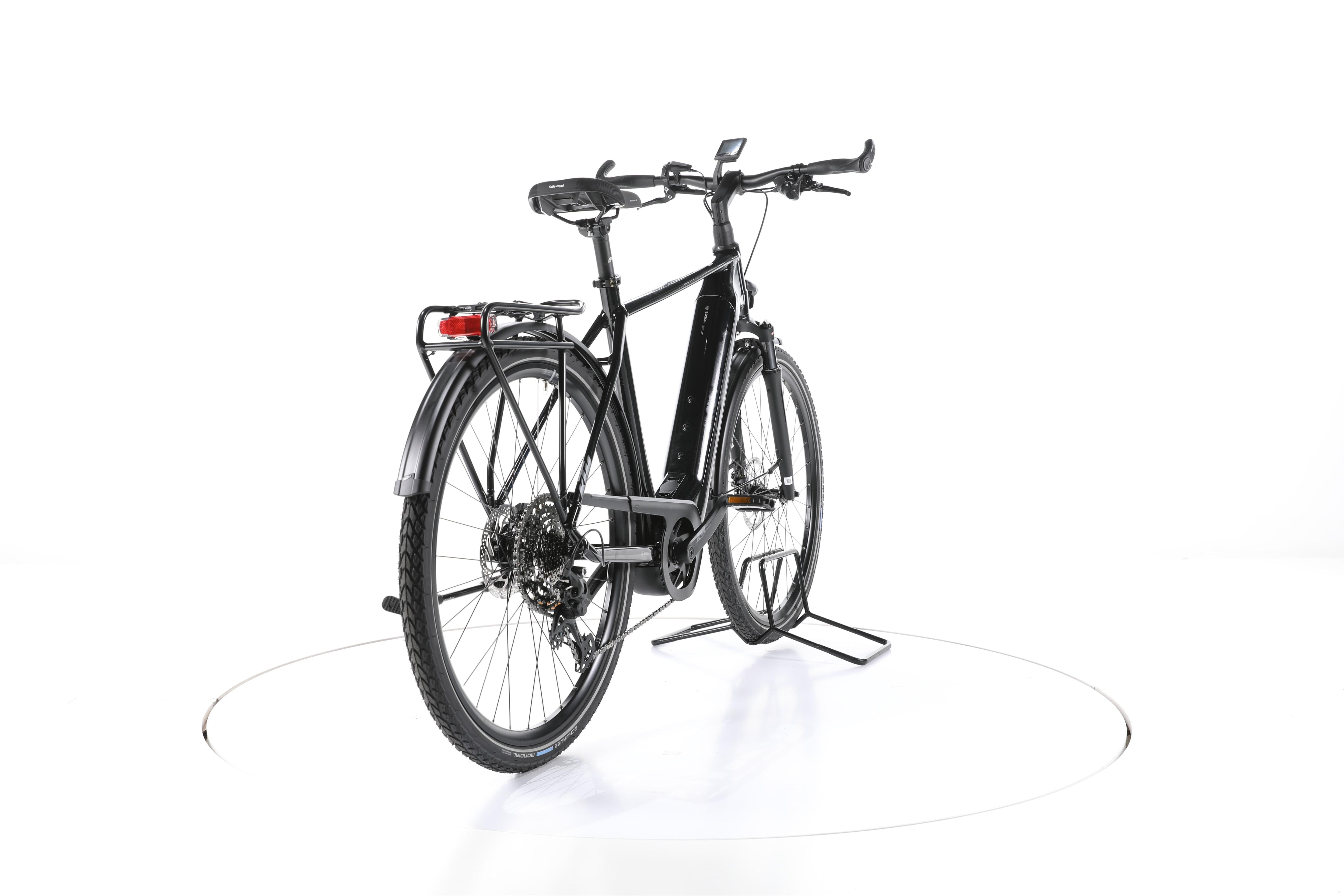 KTM Macina Sport 610 Trekking E-Bike - Image 11
