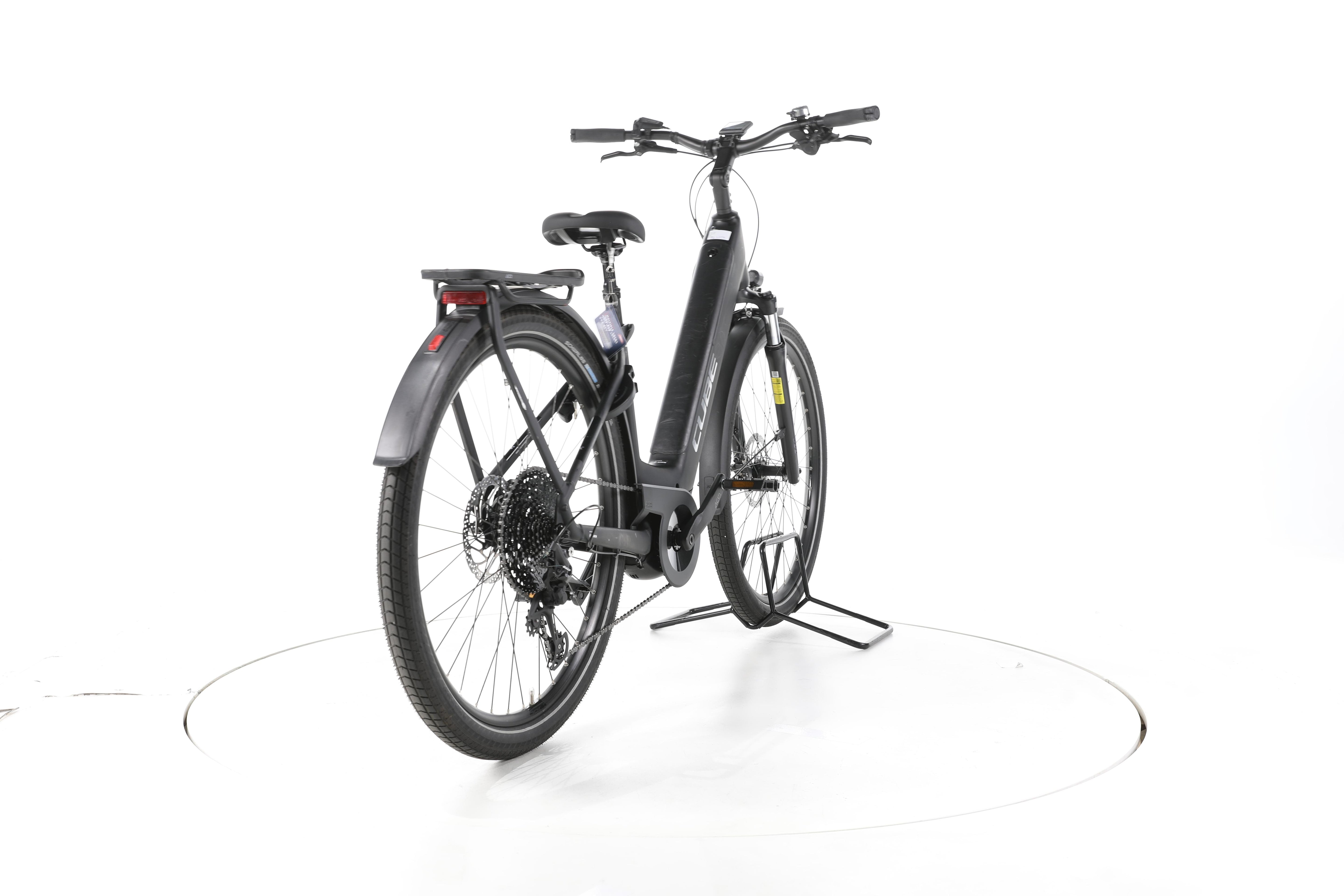 Cube Touring Hybrid Pro Trekking E-Bike Tiefeinsteiger - Image 11