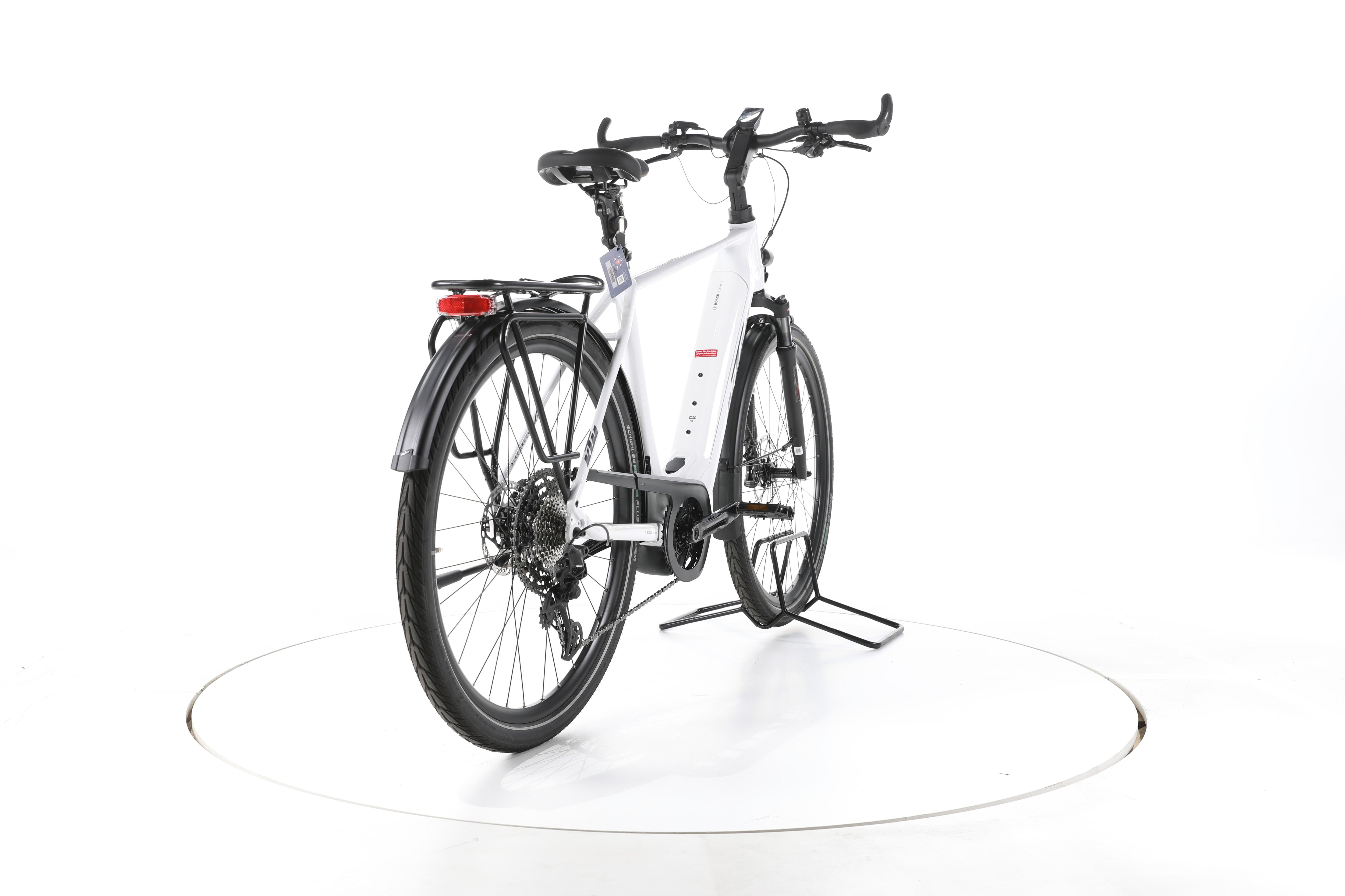 KTM Macina Style 720 Trekking E-Bike - Image 11