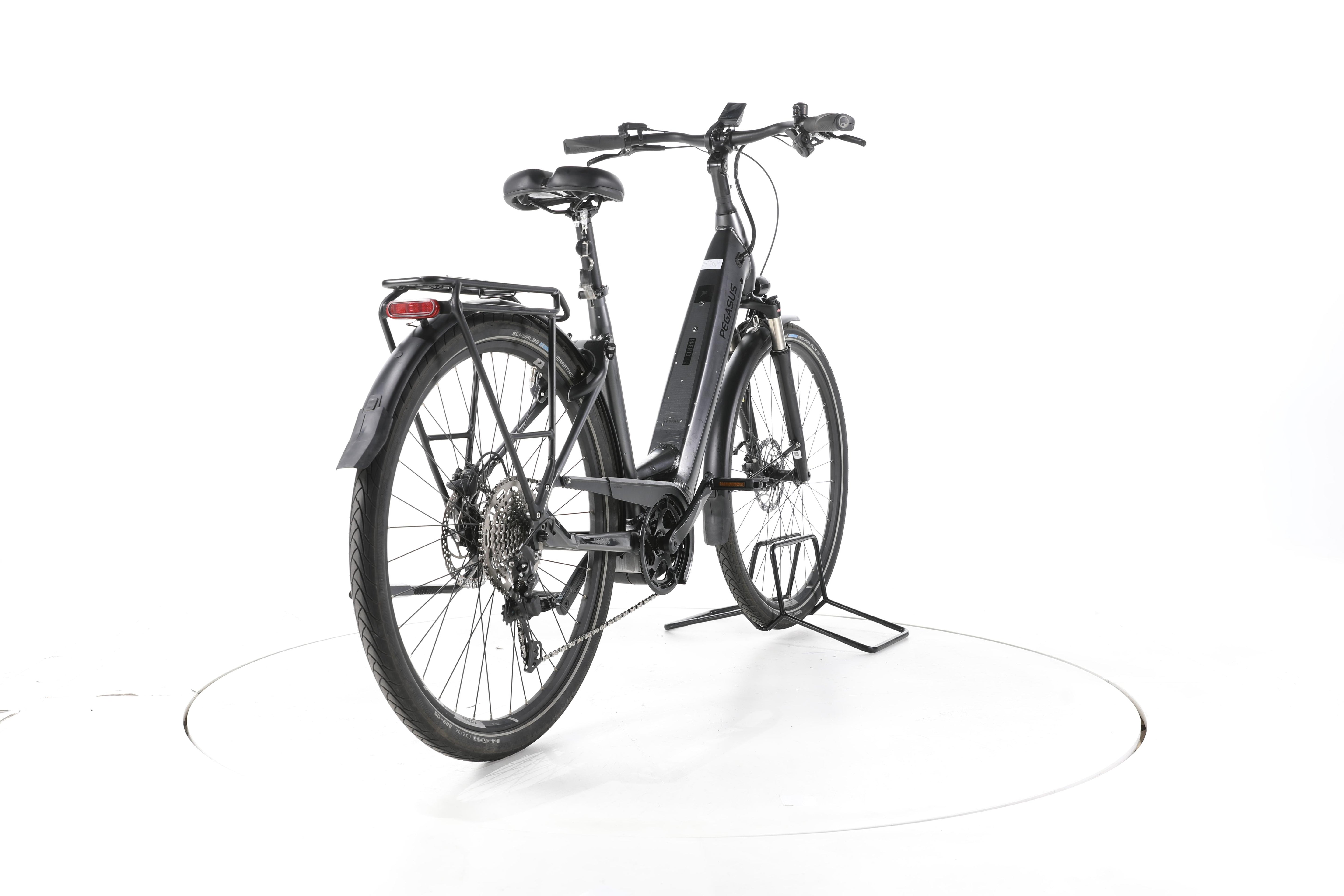 Pegasus Premio Evo 10 Lite Trekking E-Bike Tiefeinsteiger - Image 11