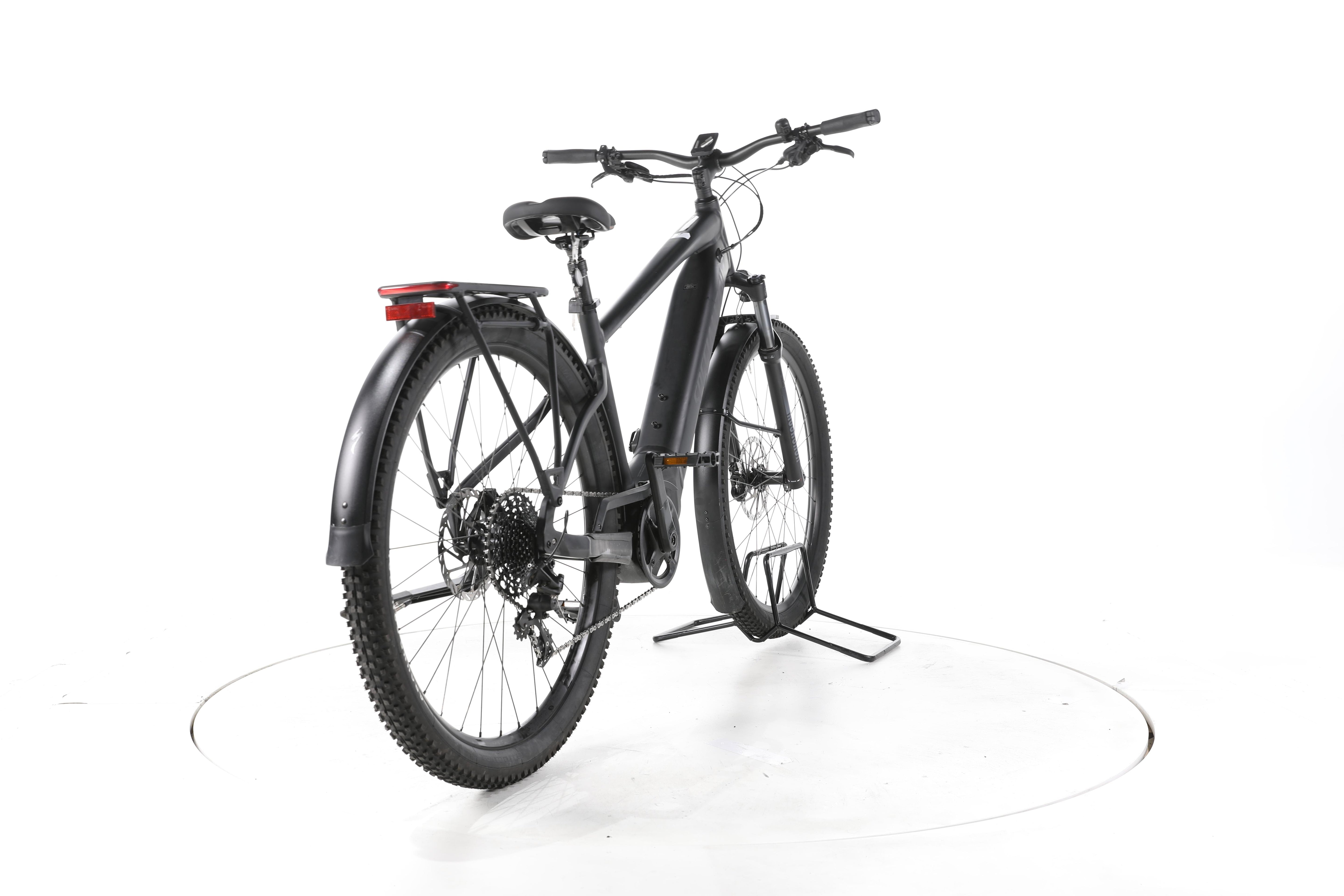 Specialized Tero 4.0 EQ Trekking E-Bike - Image 11