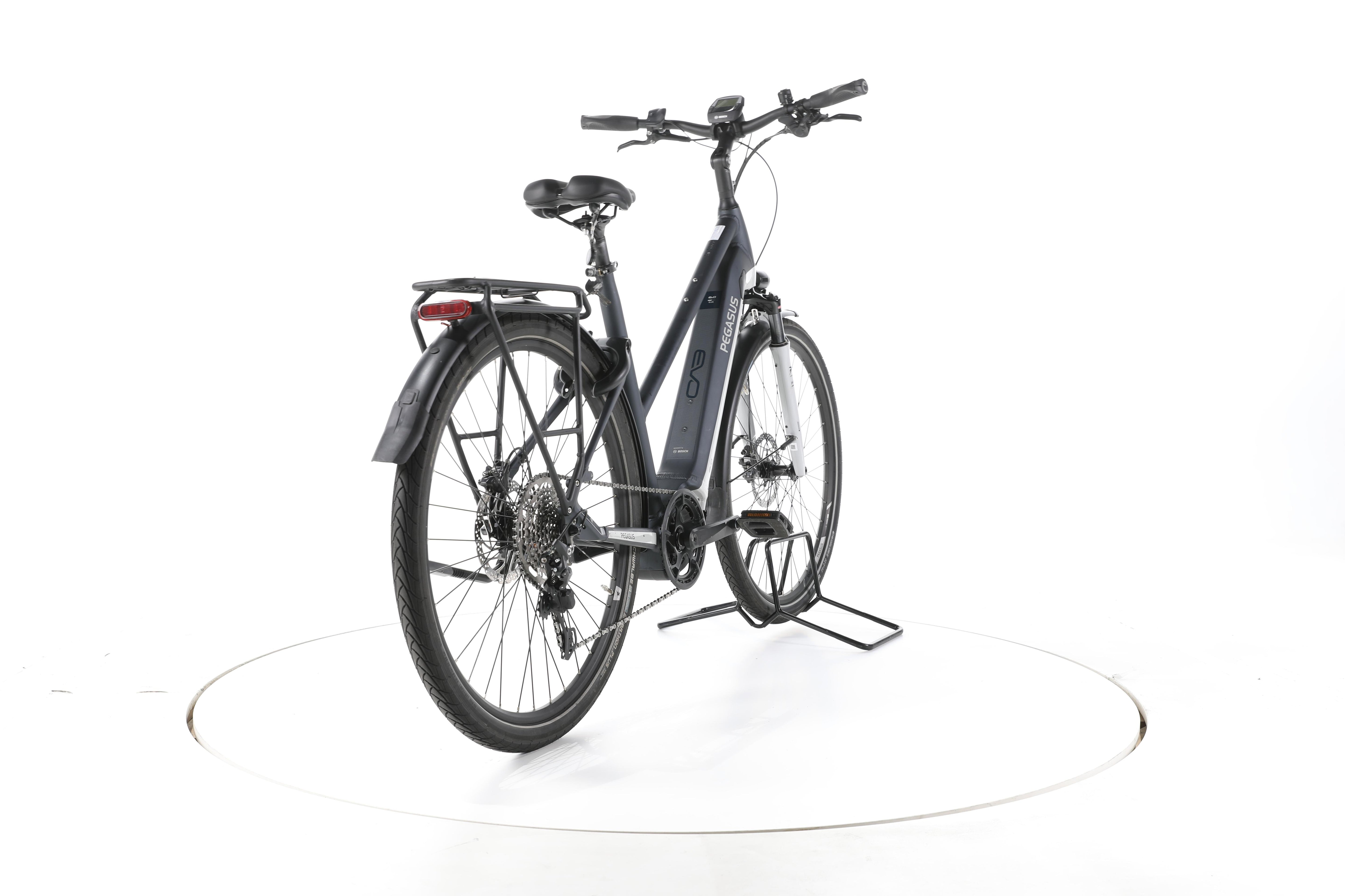 Pegasus Premio EVO 10 Lite Trekking E-Bike - Image 11