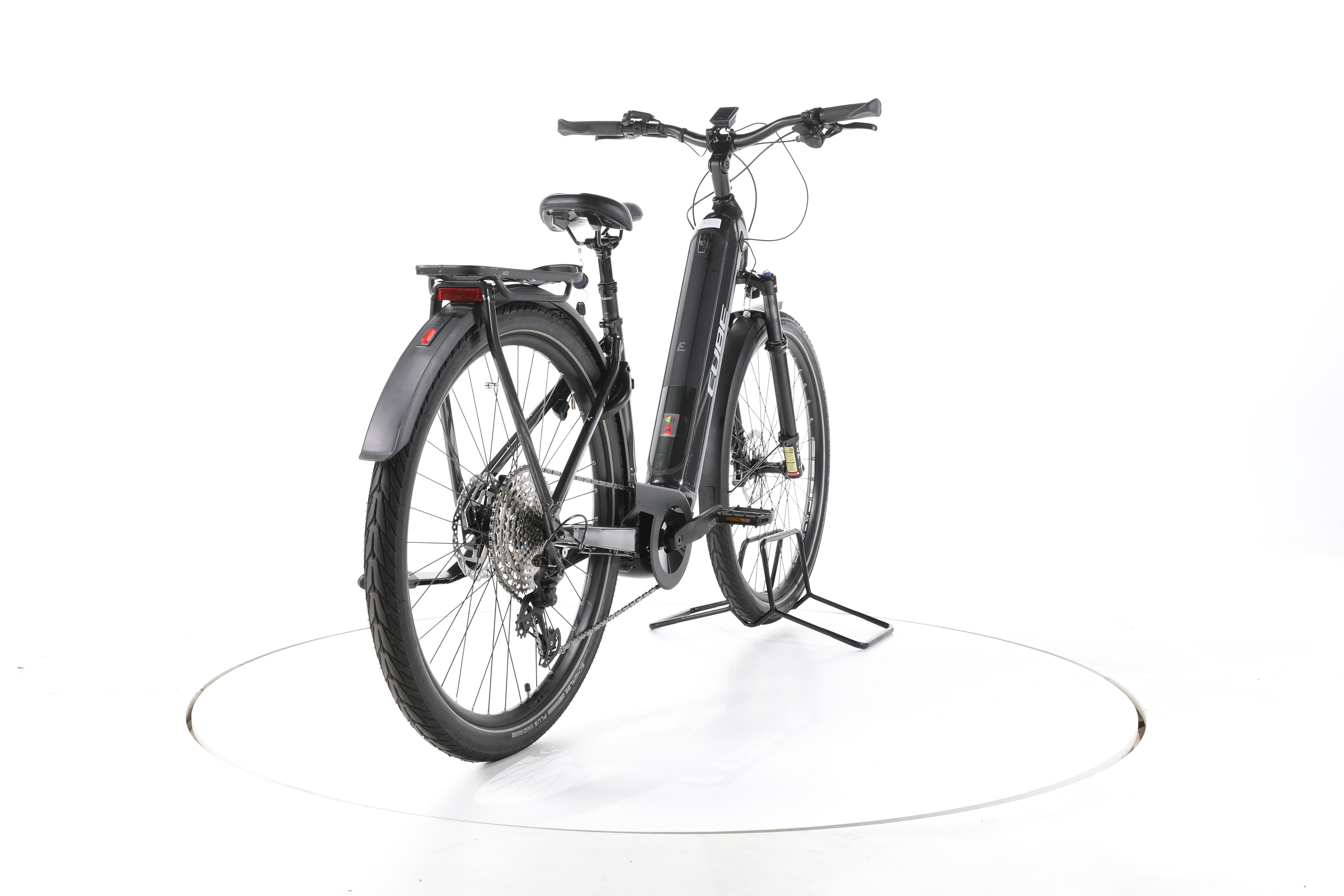 Cube Kathmandu Hybrid EXC Trekking E-Bike Tiefeinsteiger - Image 11