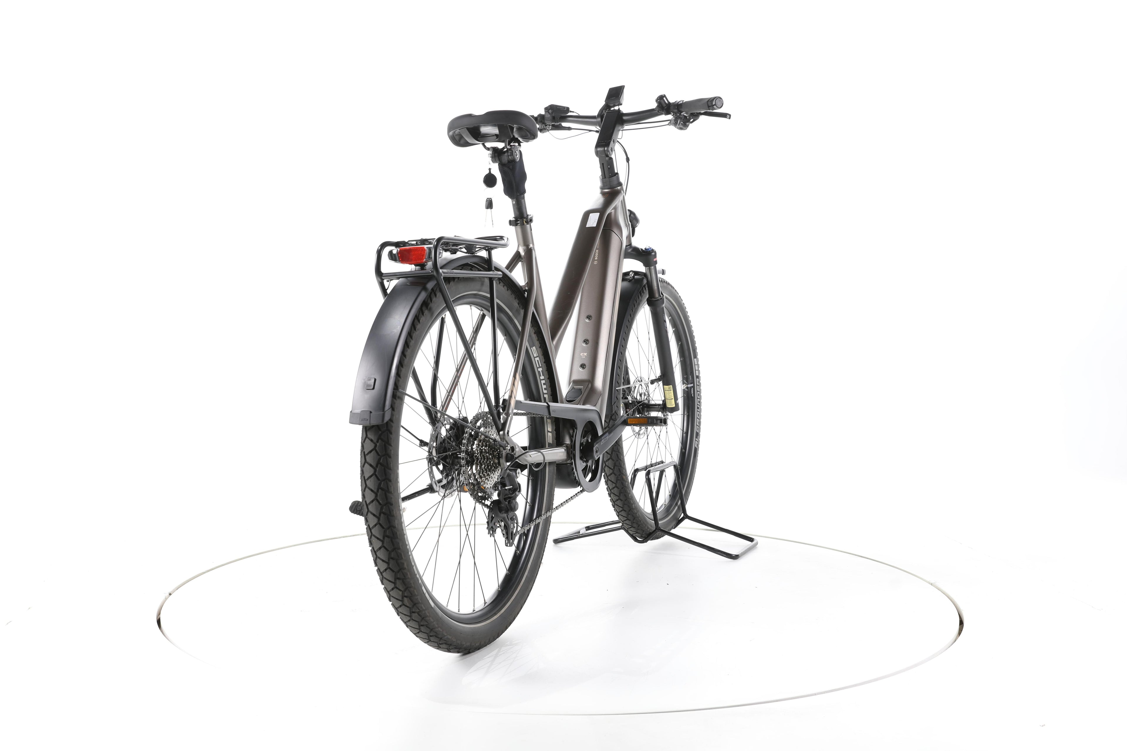 KTM Macina Gran 710 Trekking E-Bike 2024 - Image 11