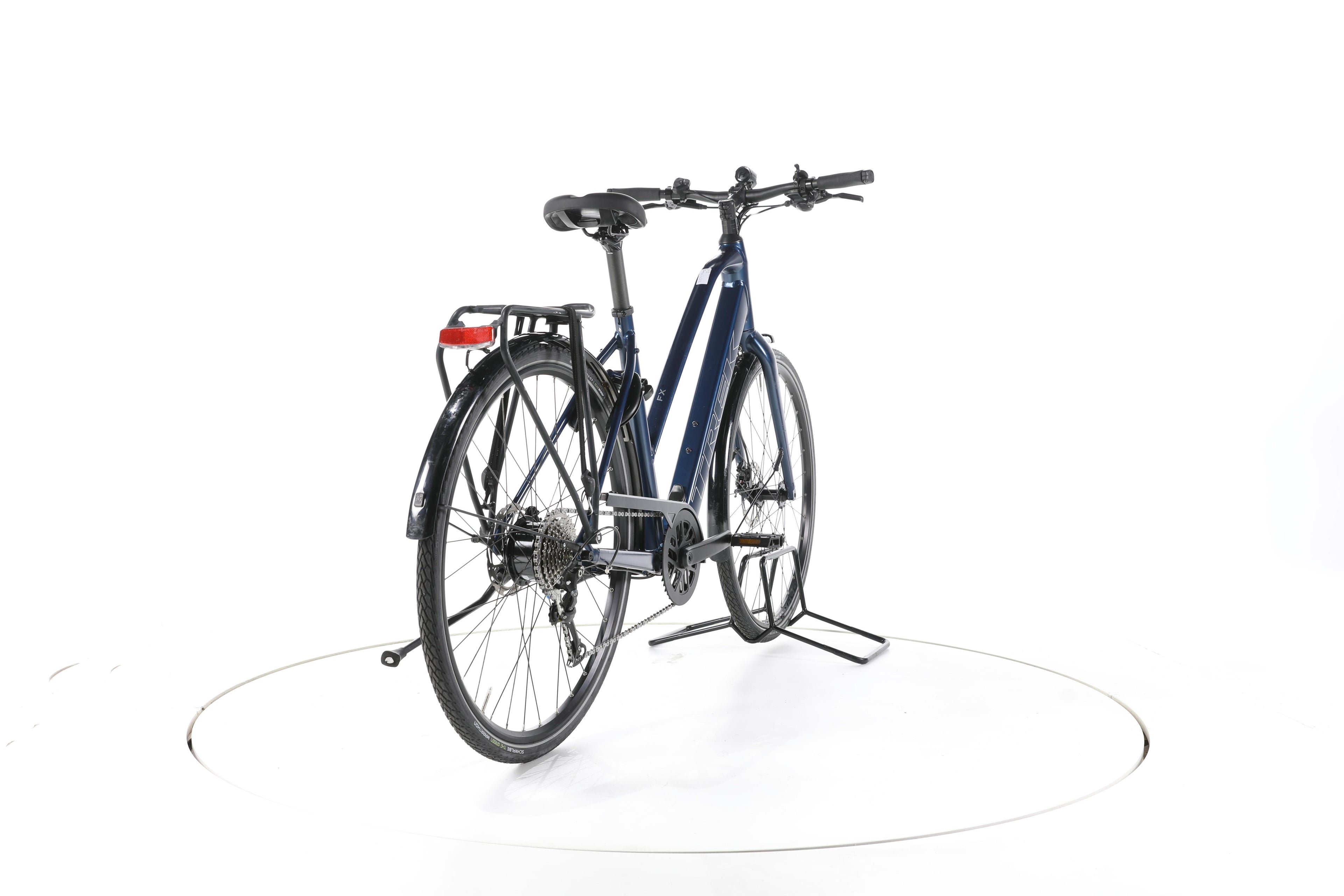 Trek Fx+ 2 Stagger Trekking E-Bike - Image 11