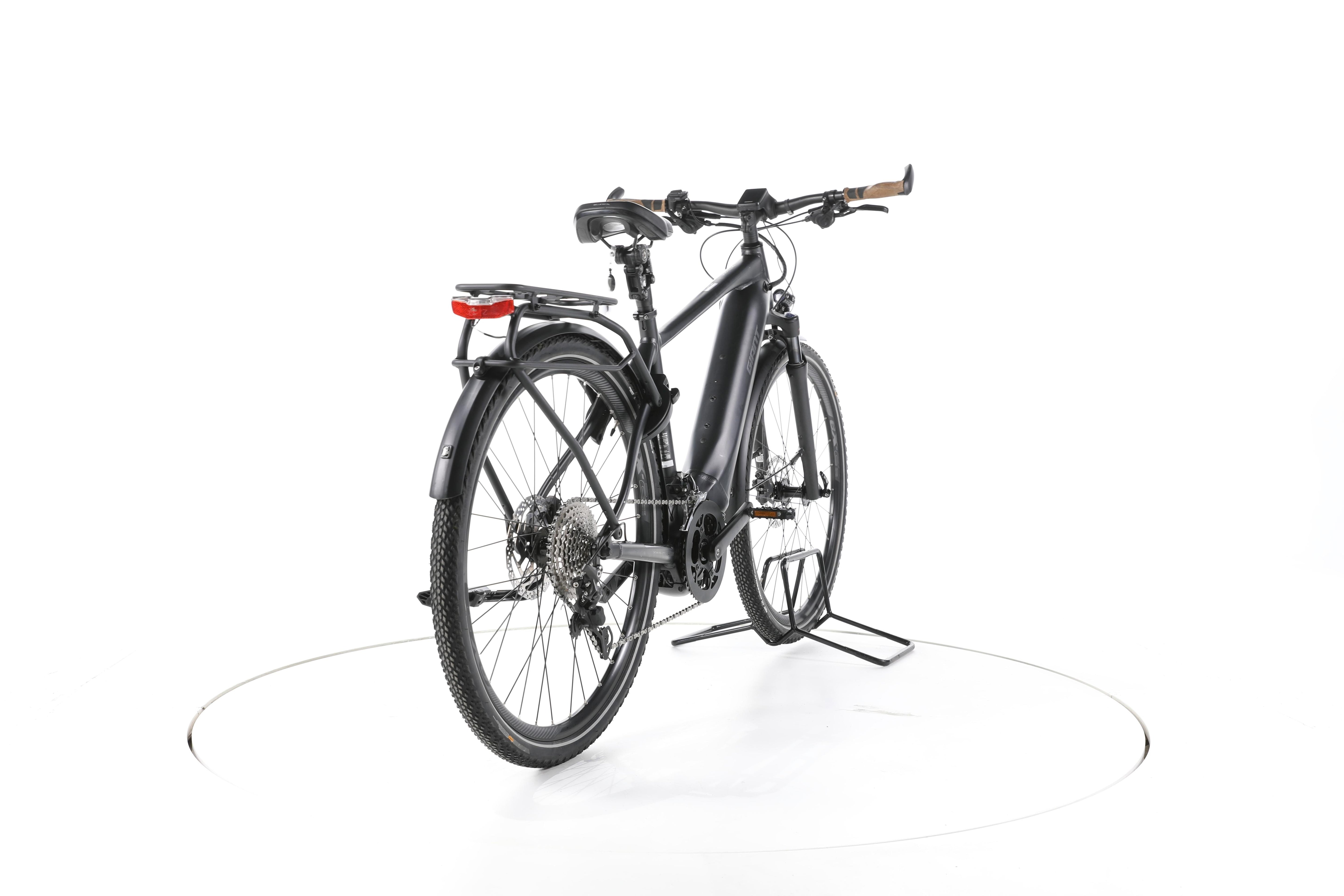 Giant Explore E+1 Trekking E-Bike - Image 11