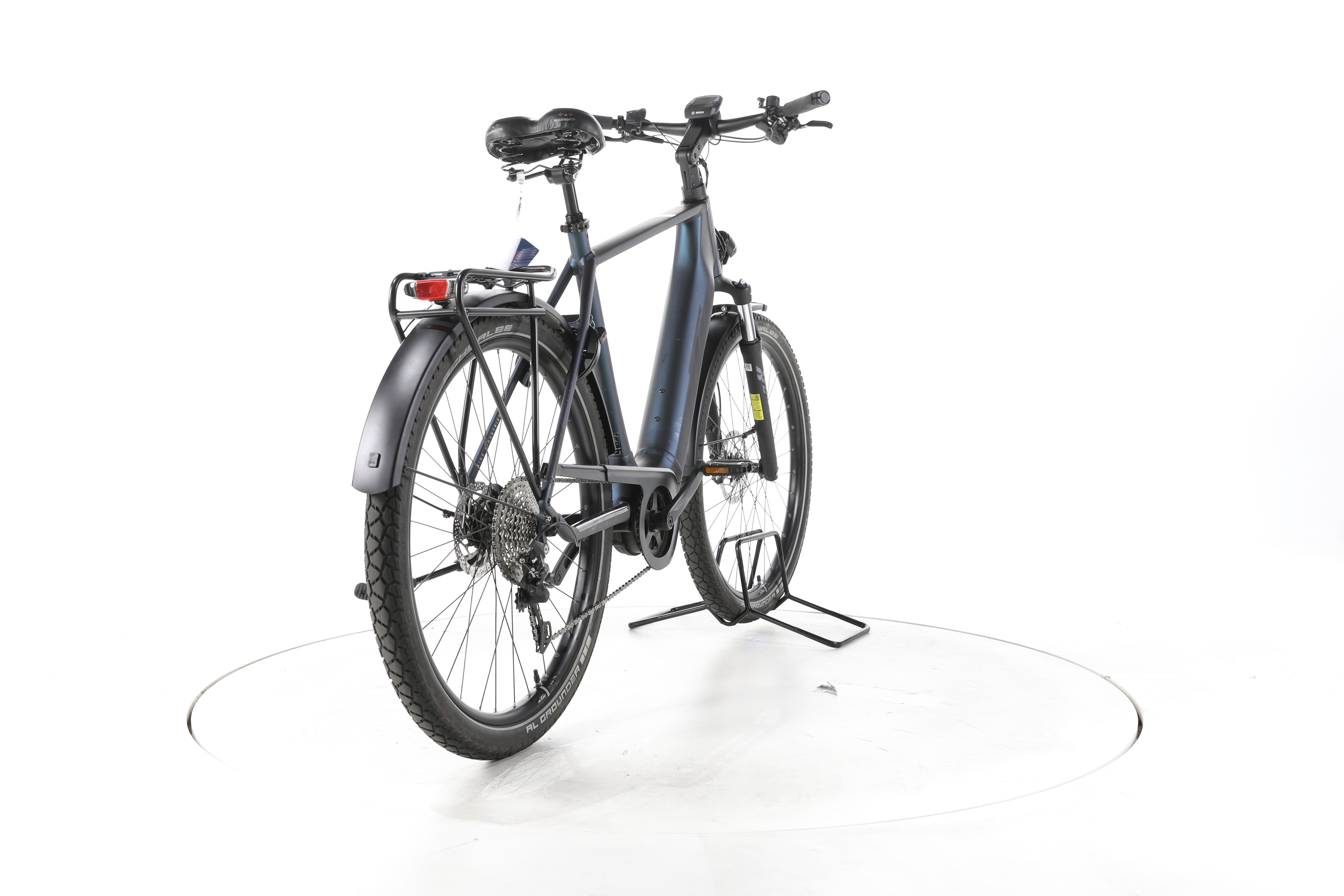 KTM Macina Gran P610 Trekking E-Bike - Image 11